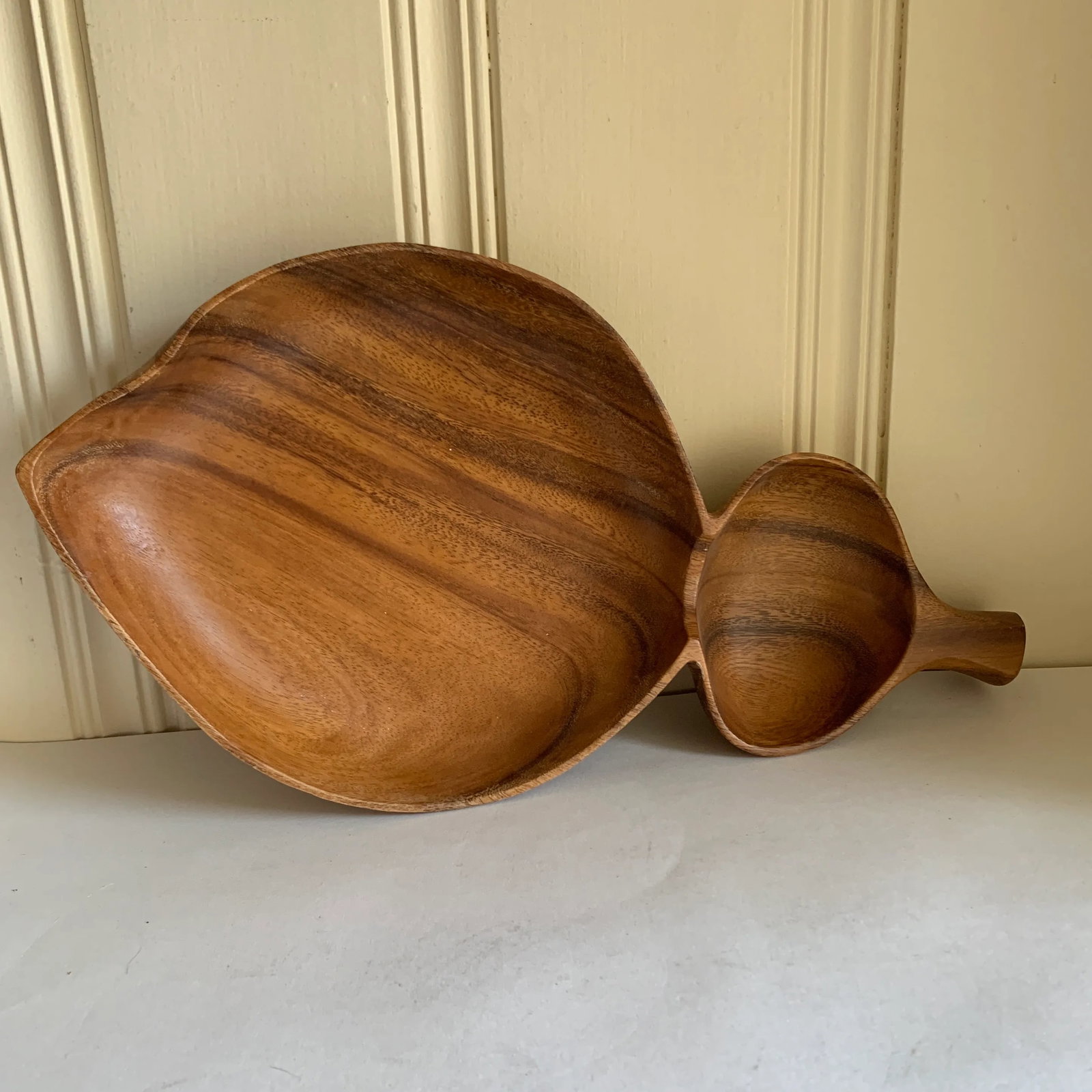 Vintage Hawaii Monkeypod Wood Tray - 2