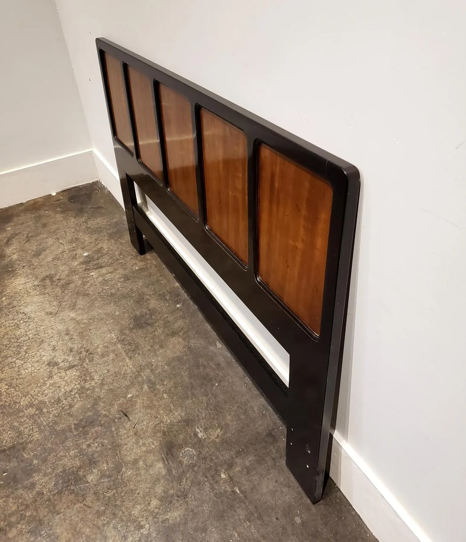 1970s Henredon Dark Walnut and Maple Headboard Full Size - 3