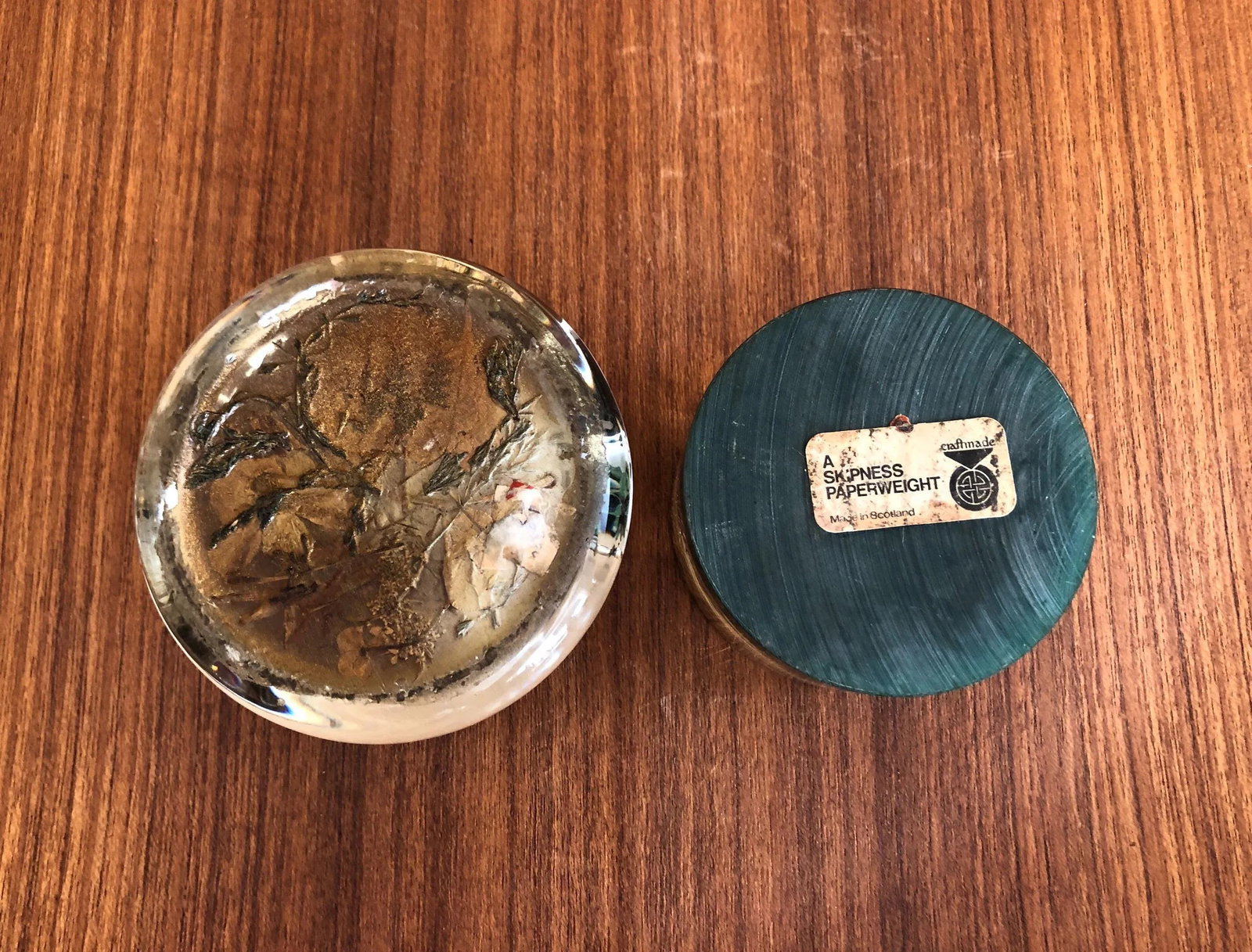 Autumnal Vintage Paperweights - a Pair - 7