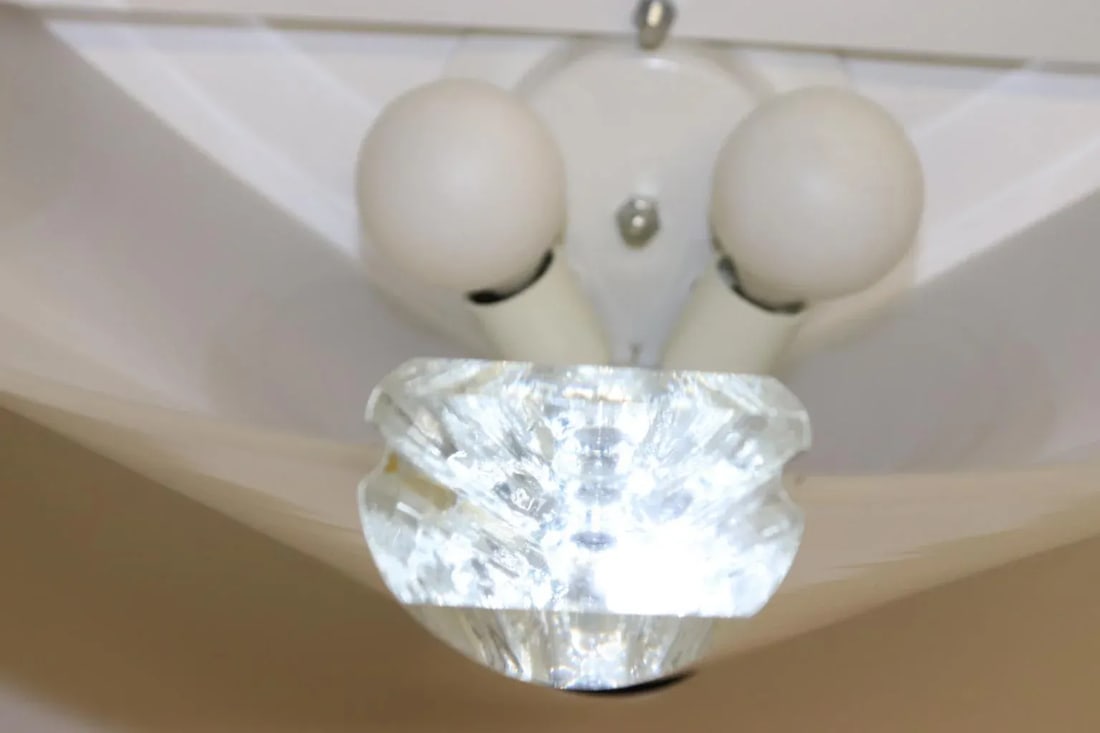 1980s Modern Murano Wall Lamp White Glass - 10