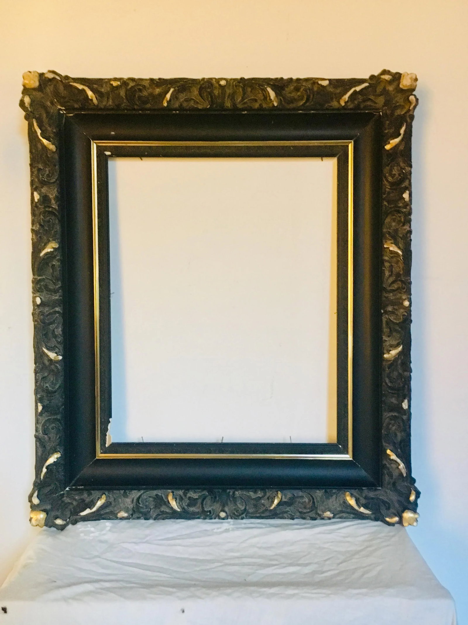 29" Antique Victorian Gothic Gesso & Gilt Ebonized Frame - 9