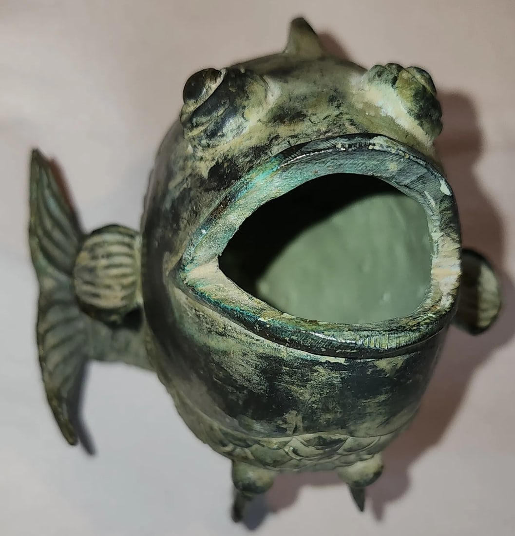 Vintage Chinese Koi Fish Bronze Verde Gris Sculpture/Vase - 2