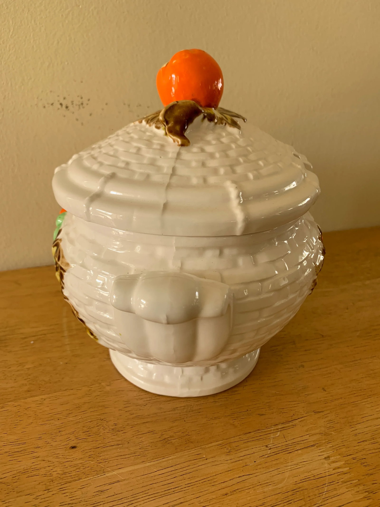 Vintage Cottage Style Ceramic Soup Tureen - 10