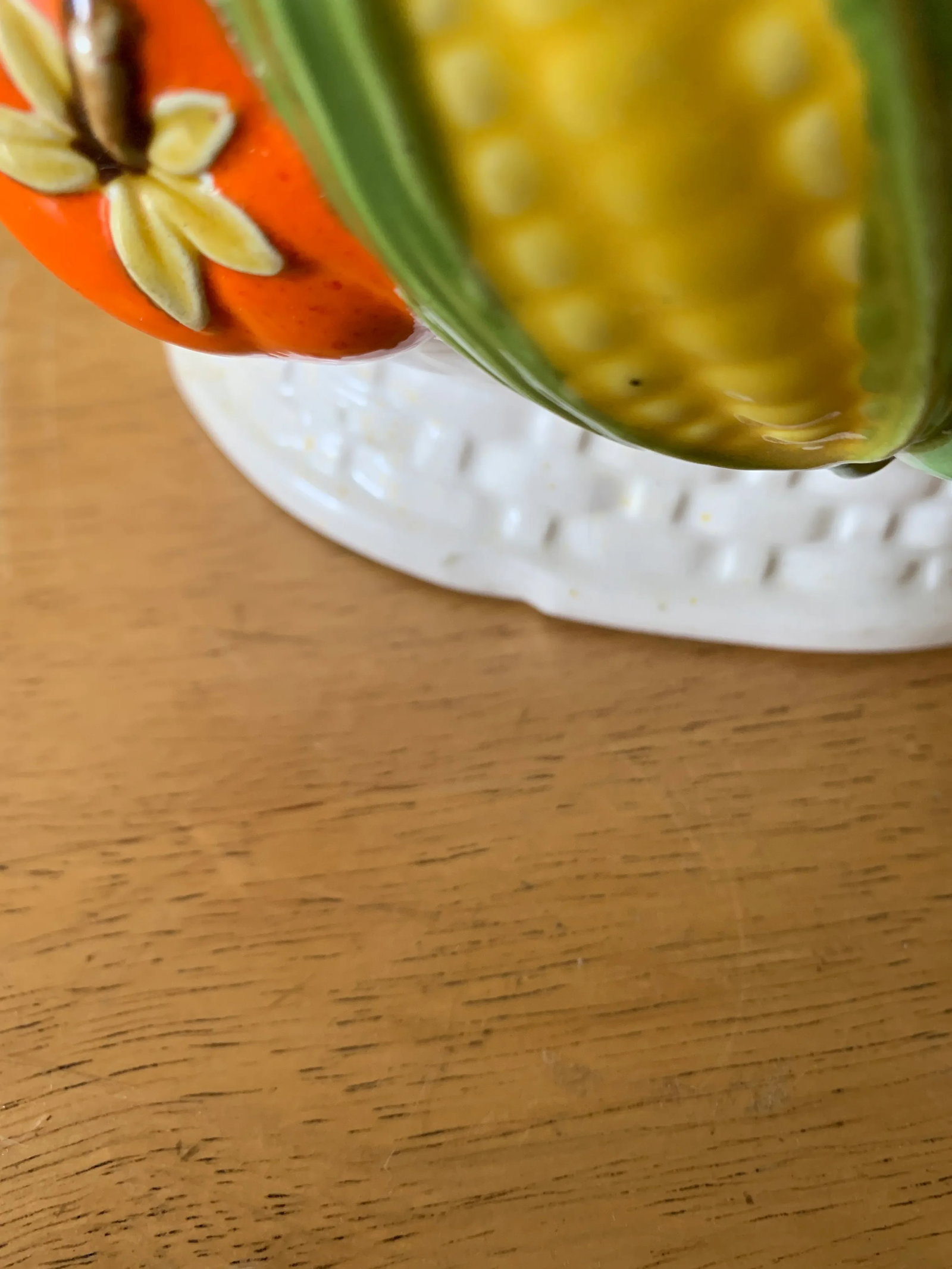 Vintage Cottage Style Ceramic Soup Tureen - 7