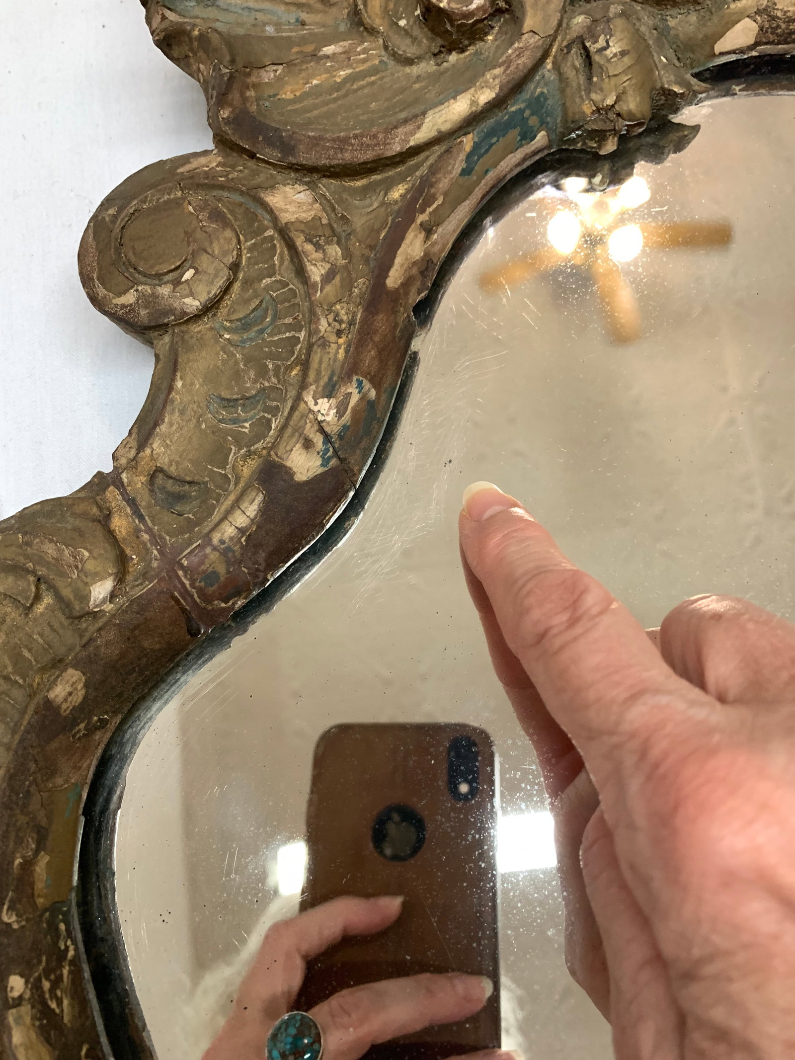 Antique Giltwood Shell Crest Shield Wall Mirror - 10