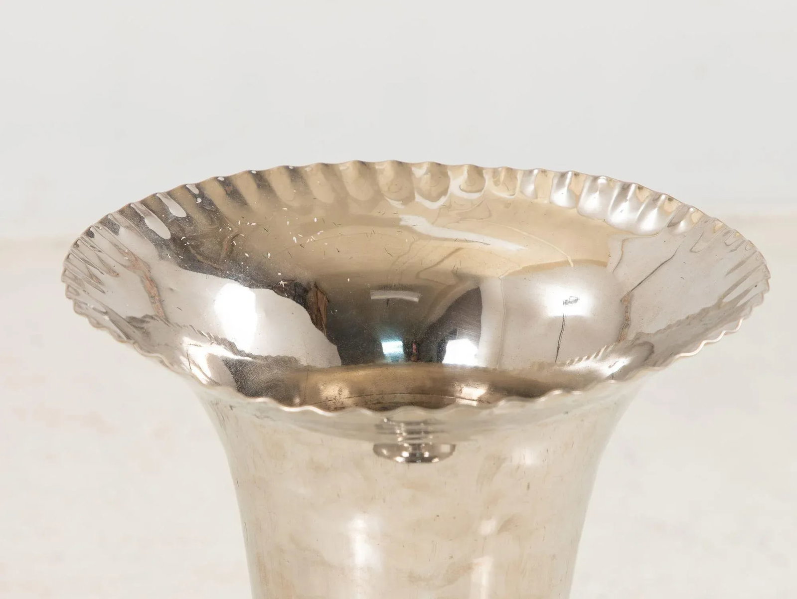 Silver Plate Footed Vase With Scalloped Lip, 2010s India - 4