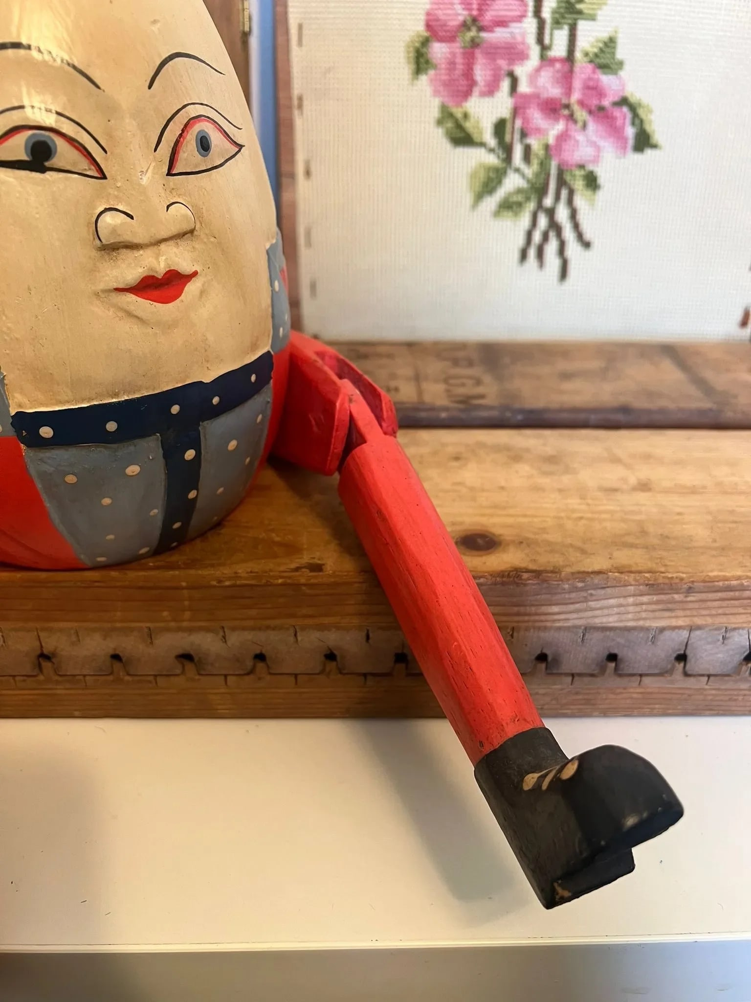 Vintage Handmade Humpty Dumpty Wooden Shelf Decor - 4