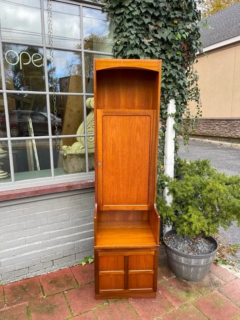 1970s Nathan Drink Bar Cabinet Teak With Glass Shelves - 2