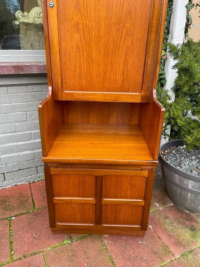 1970s Nathan Drink Bar Cabinet Teak With Glass Shelves - 5