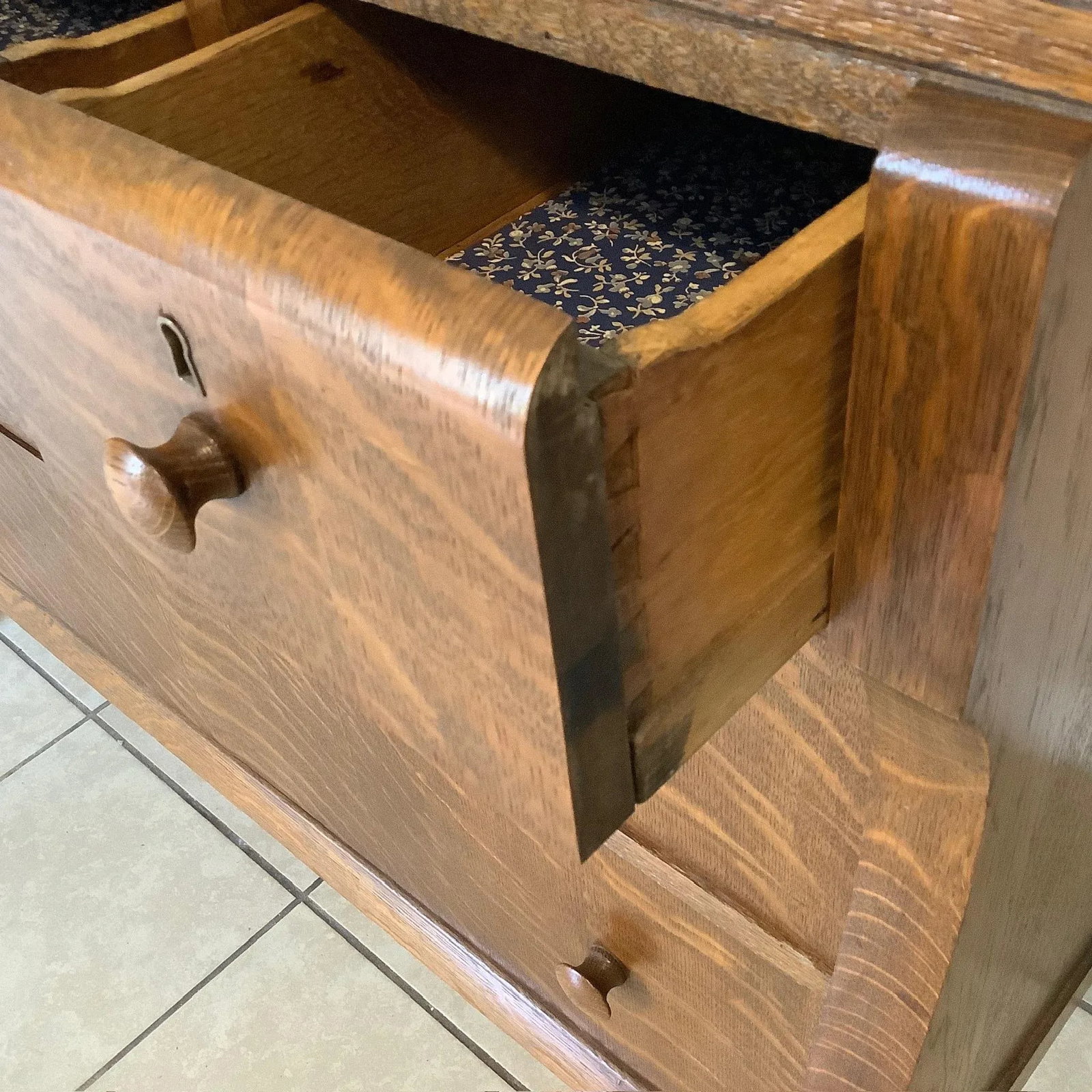 Antique Oak American Empire Waterfall Front Dresser With Mirror - 9