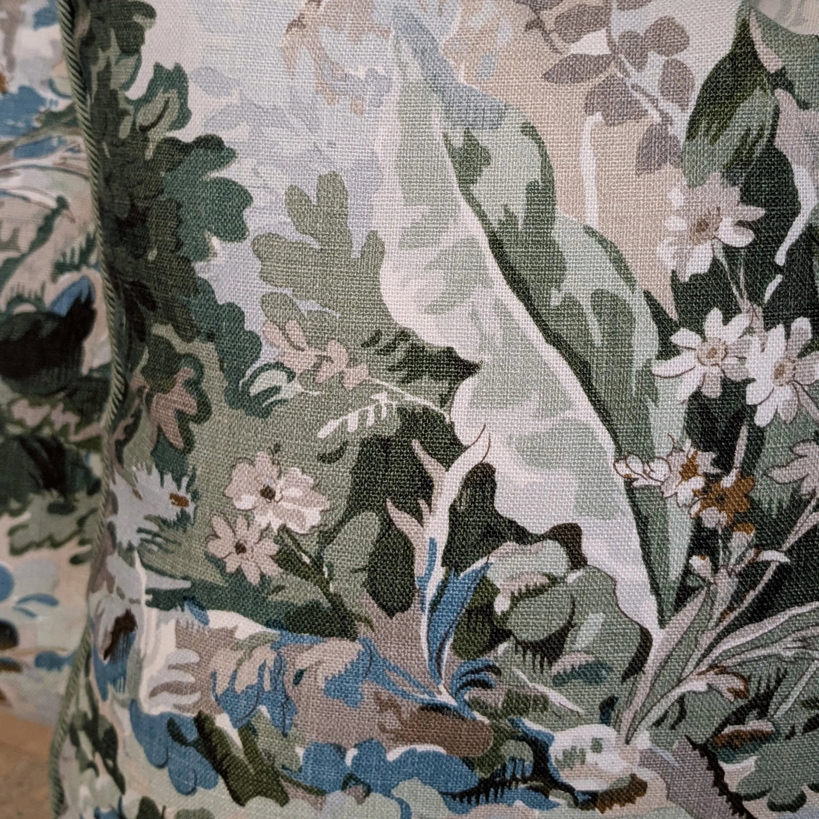 Cowtan & Tout Rutland Verdure Pillows With Green Cord and Scalamandre Lark Backs - 7