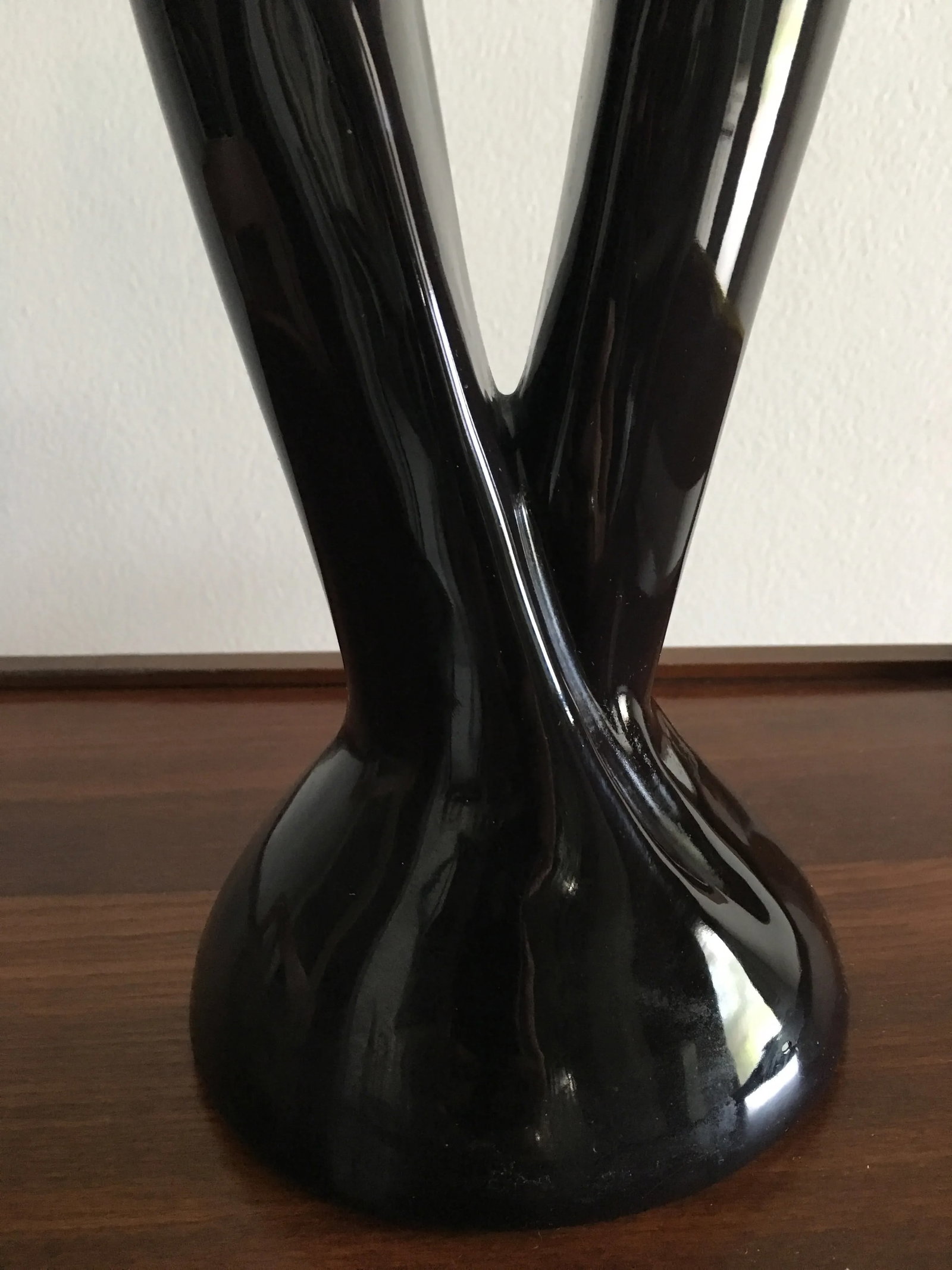 Vintage 1980s Haeger Lovers Art Deco Statue - 4