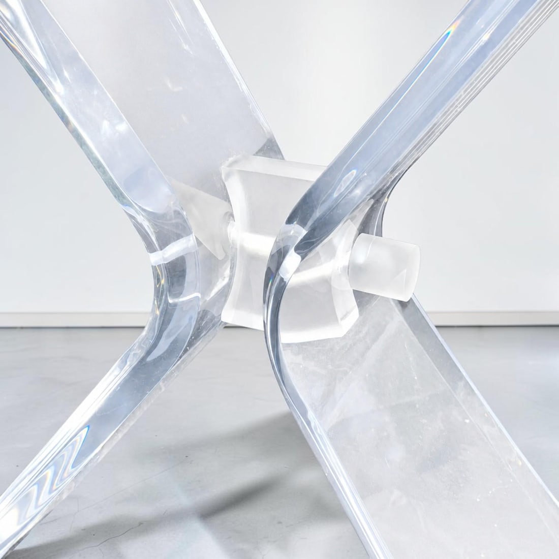 1970s Vintage Lucite Butterfly Console Base - 6
