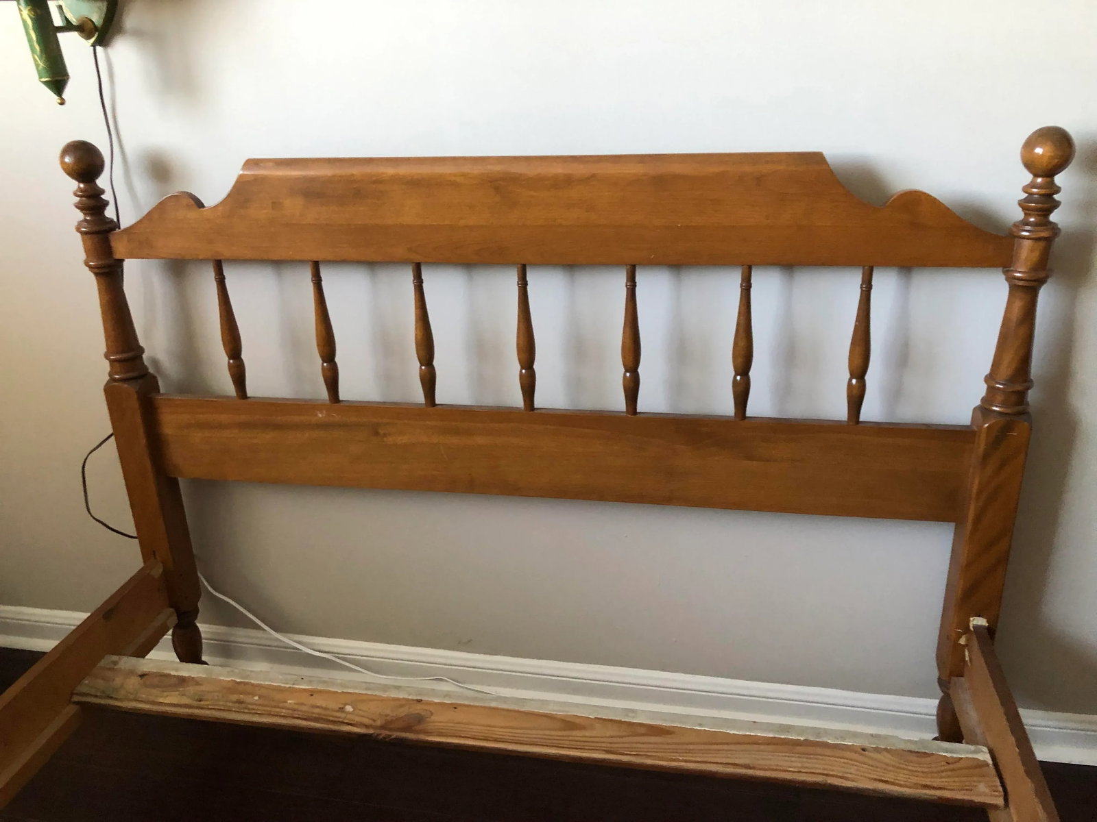 VTG Ethan Allen Heirloom Colonial Nutmeg Maple Full Size - 3