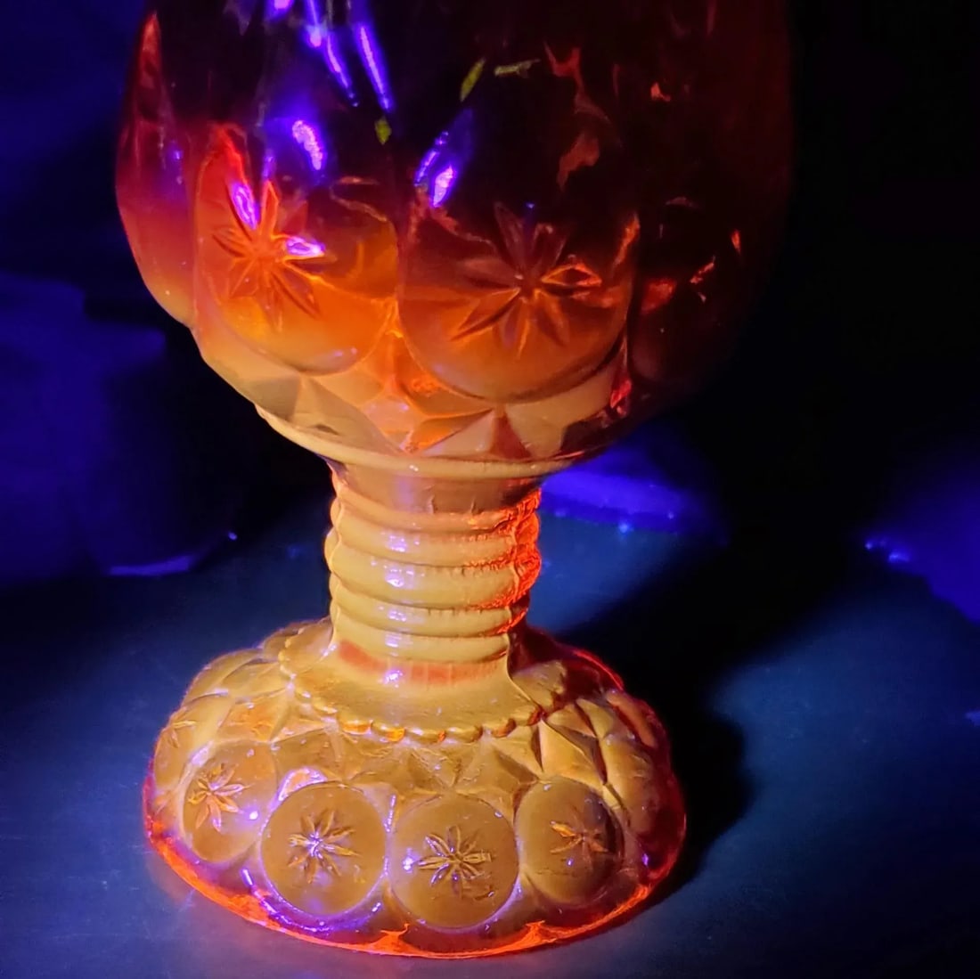 1966 Kanawha Amber Moon and Stars Glass Swung Vase - 3