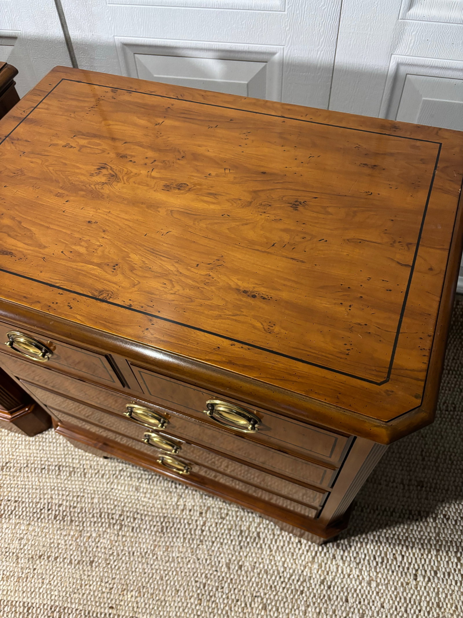 Late 20th Century Yew Wood Nightstands From the Yorkshire Collection by Drexel Heritage, 2 Pieces - 3