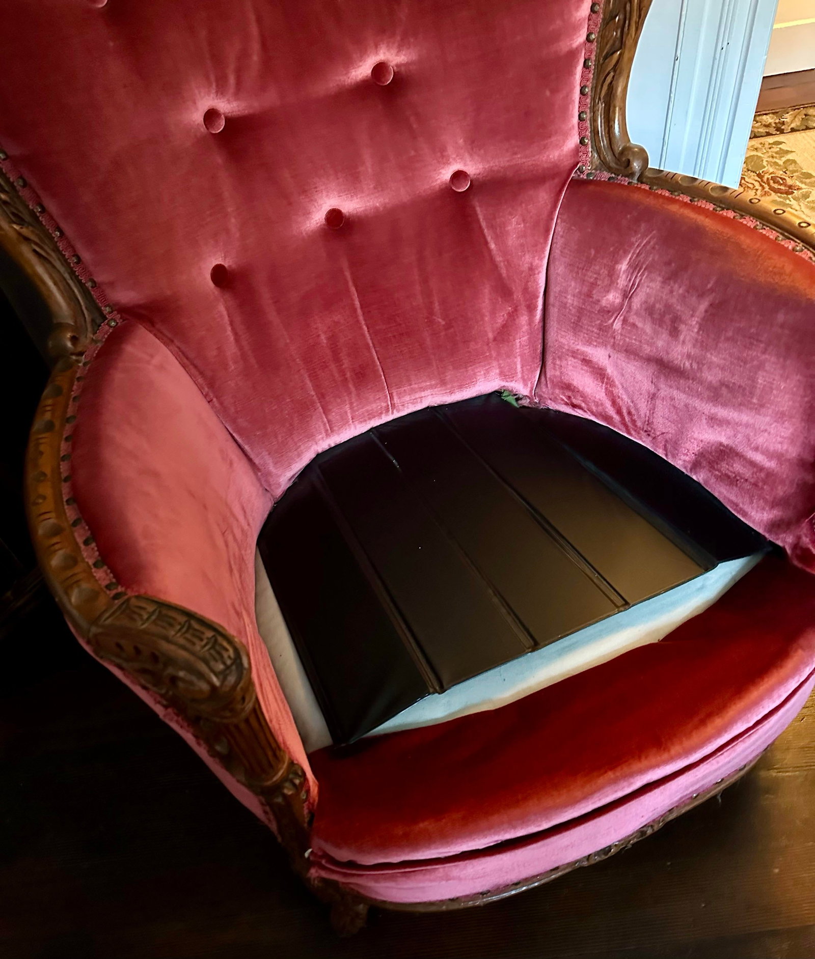 Antique Victorian Dark Pink Velvet Wingback Chair - 3