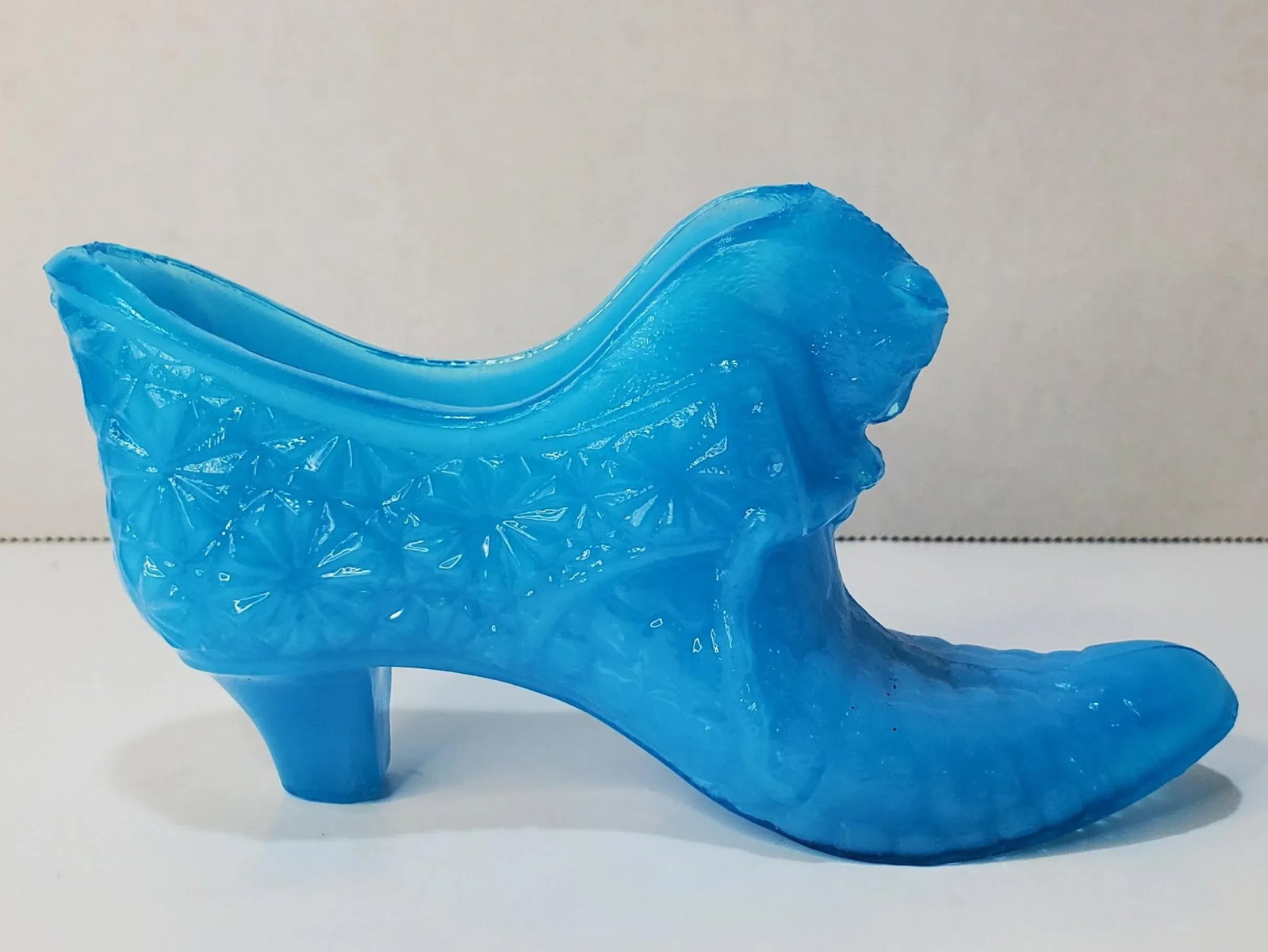 Mid Century Le Smith Blue Milk Glass Cat Head Slipper Bud Vase - 8