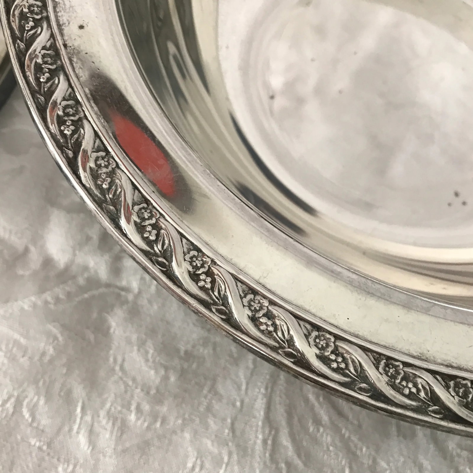 Vintage 1960's International Silver Silverplate Covered Serving Bowl - 4