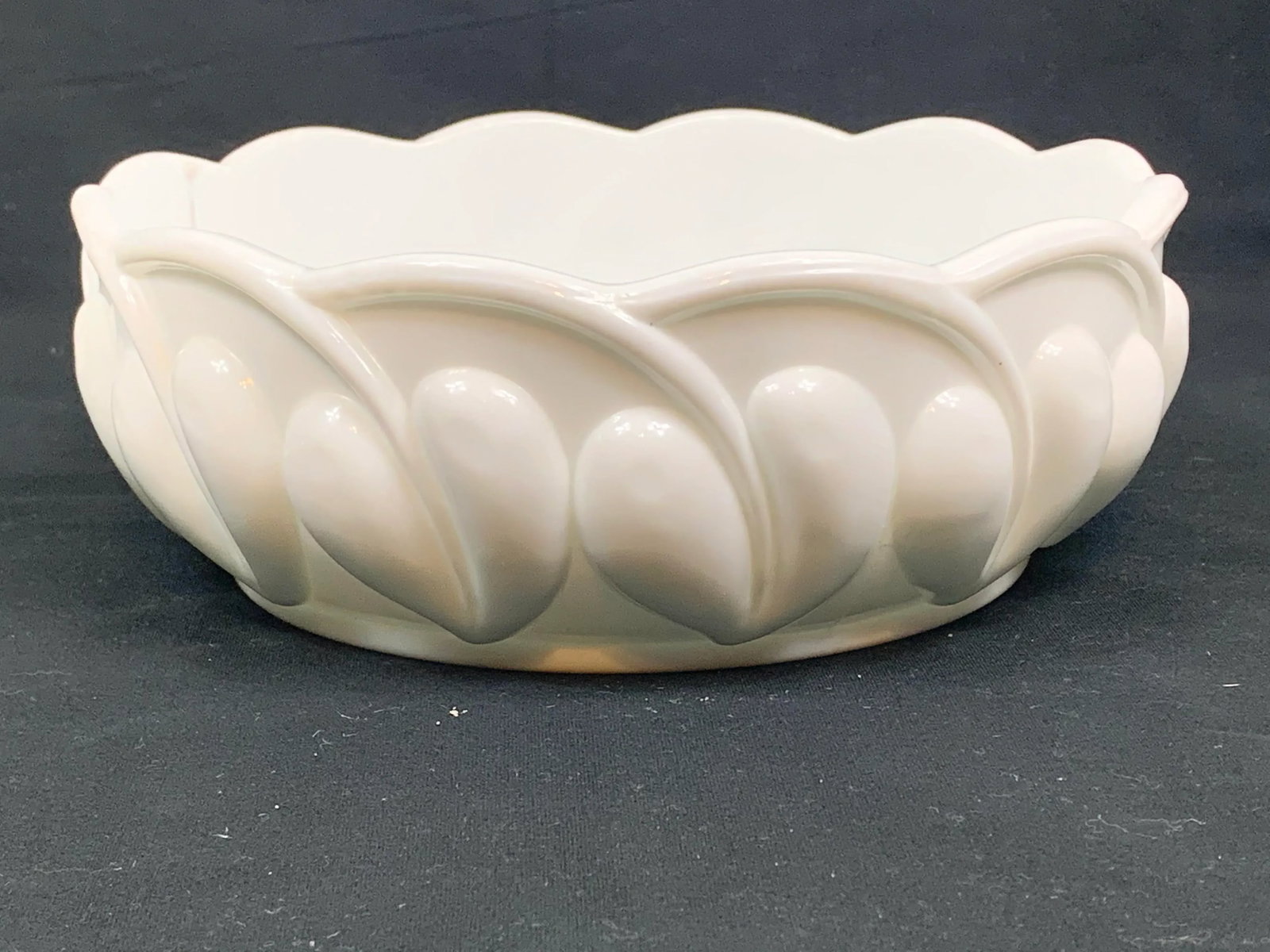 Vintage Milk Glass Leaf Design Bowl - 4