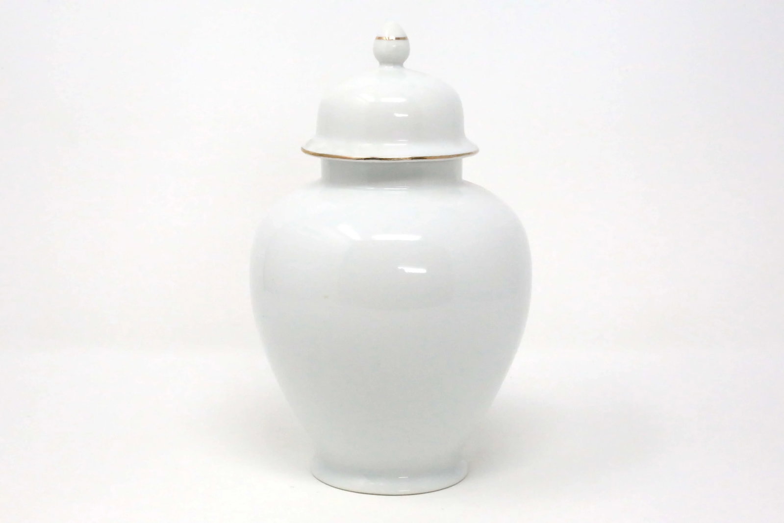 Vintage Chrysanthemums and Cherry Blossoms Porcelain Ginger Jar - 4