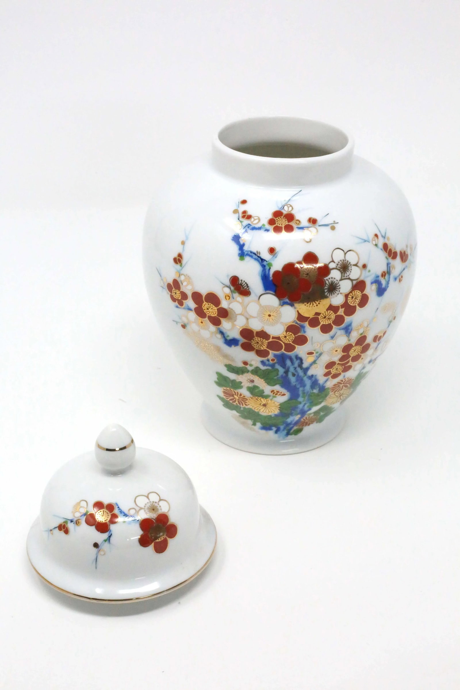 Vintage Chrysanthemums and Cherry Blossoms Porcelain Ginger Jar - 5