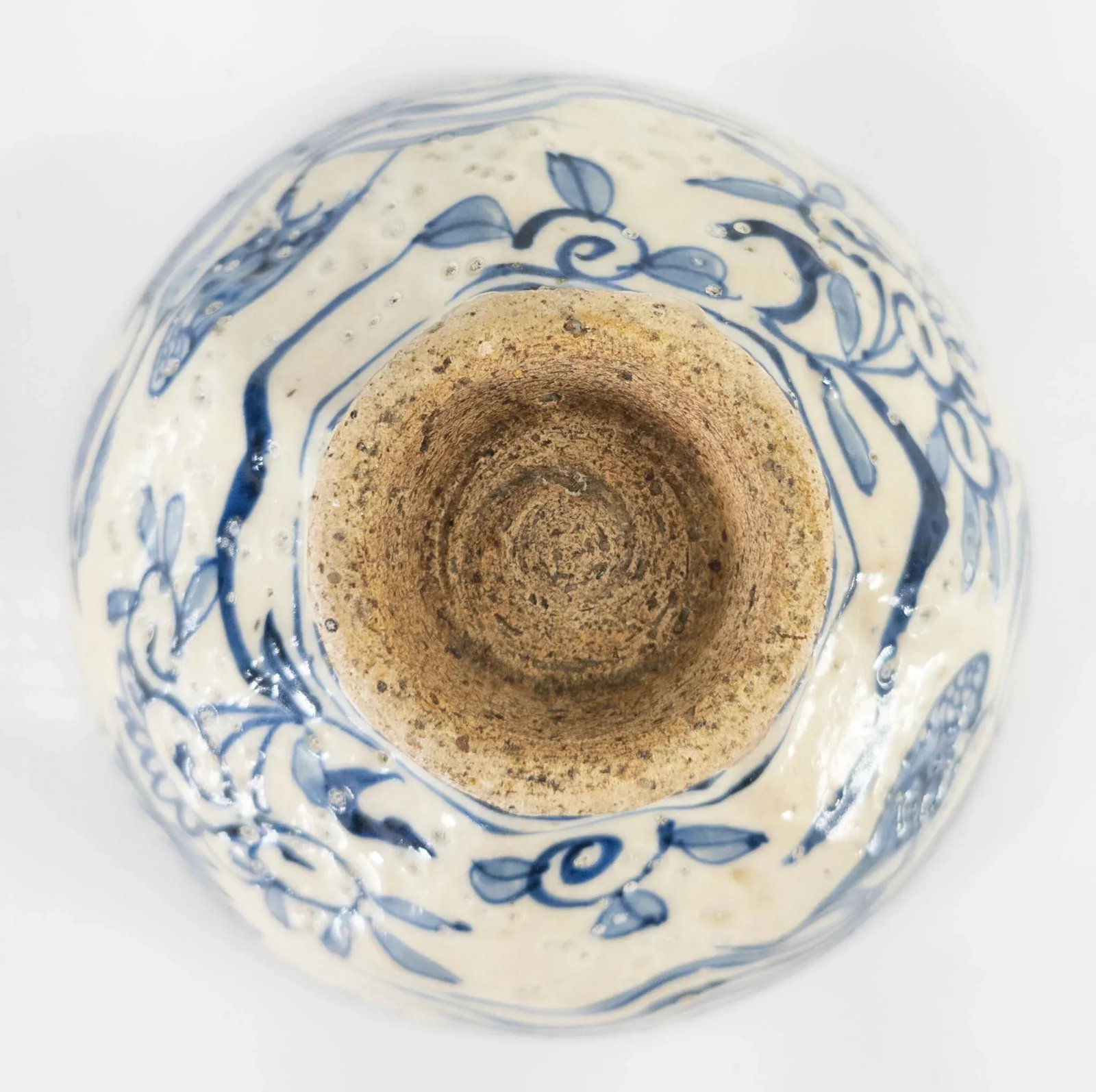 Early Korean Chinoiserie Blue and White Bowl - 8