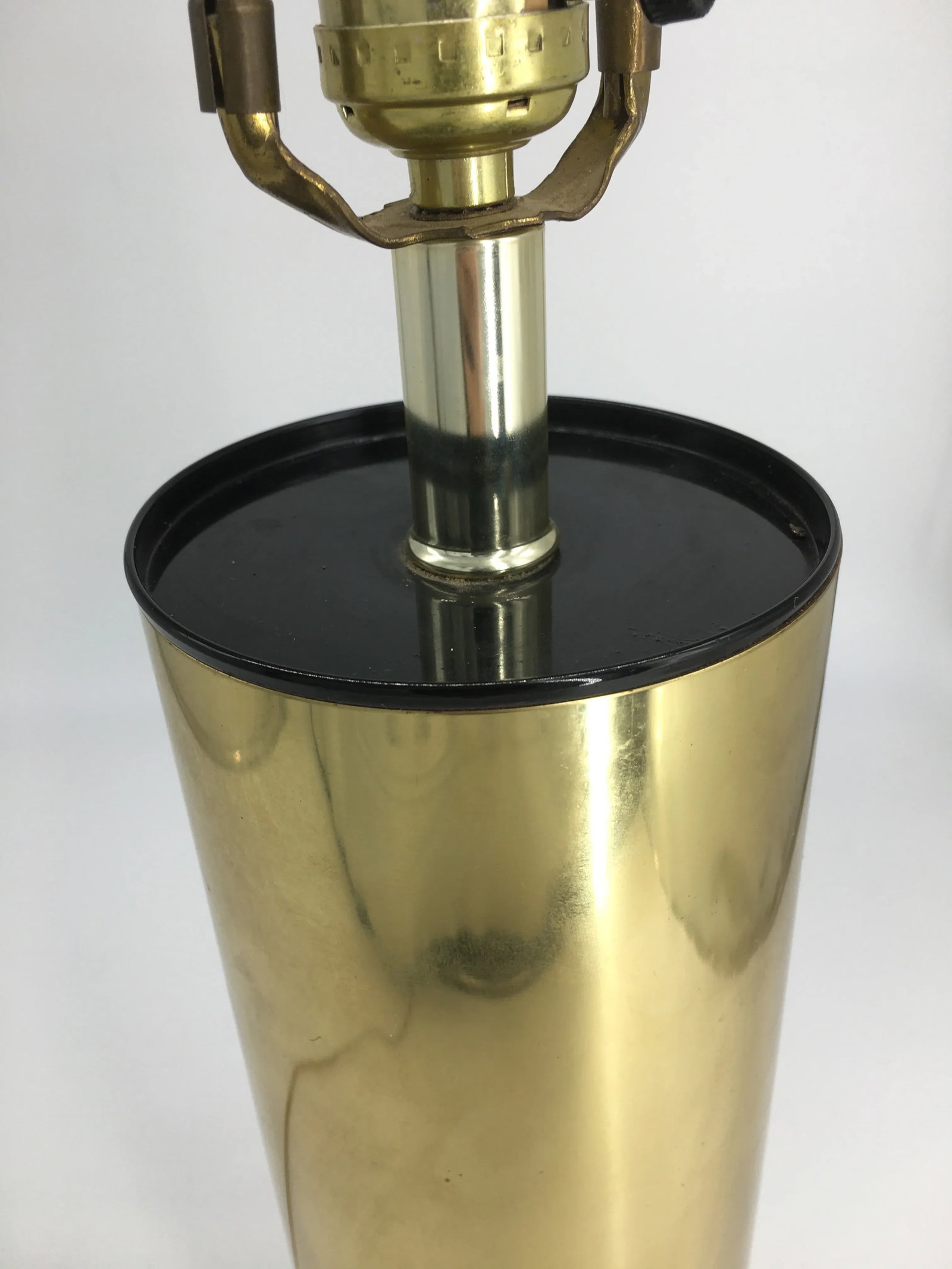 Vintage Mid 20th Century Brass Cylinder Table Lamp - 3