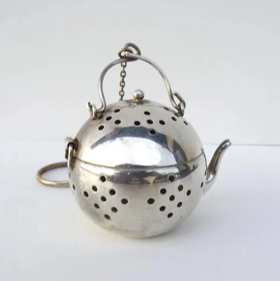 Silverplate Tea Strainer with Gold Wash Interior Tea Ball - 5