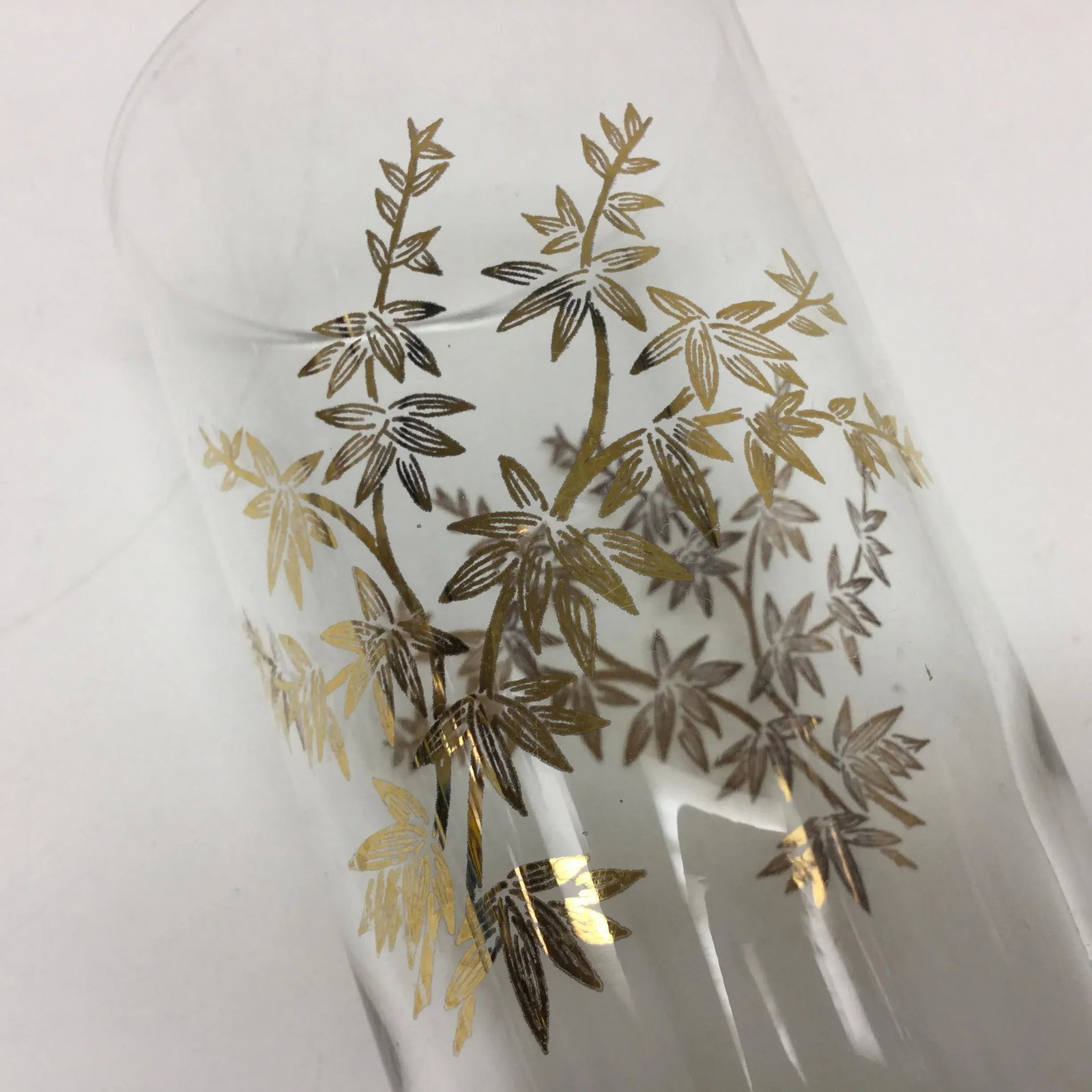 Mid 20th Century Glassware With Gold Bamboo Botanical Design - Set of 7. - 5