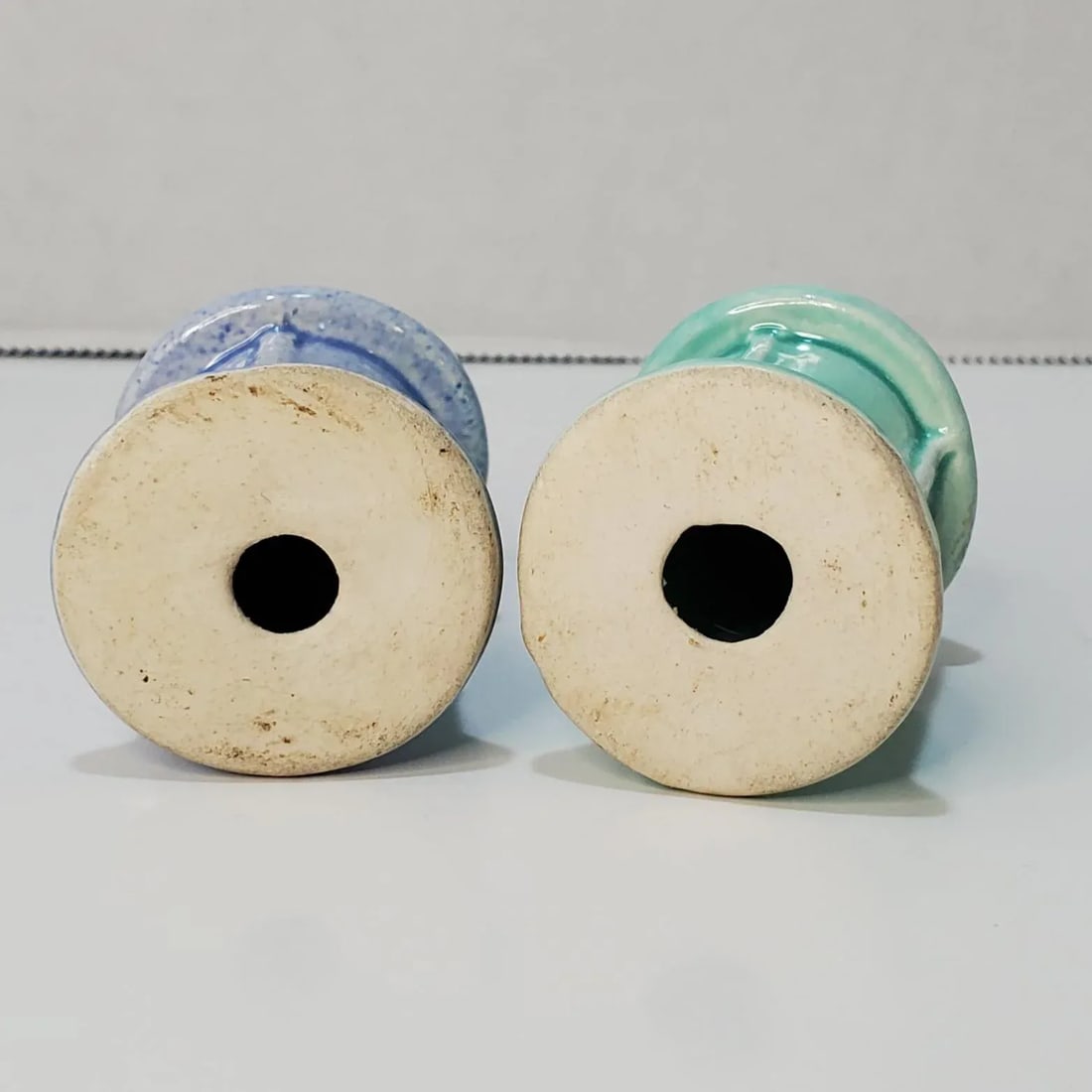 1950s Teal and Periwinkle Ceramic Lantern Salt & Pepper Shakers - 3