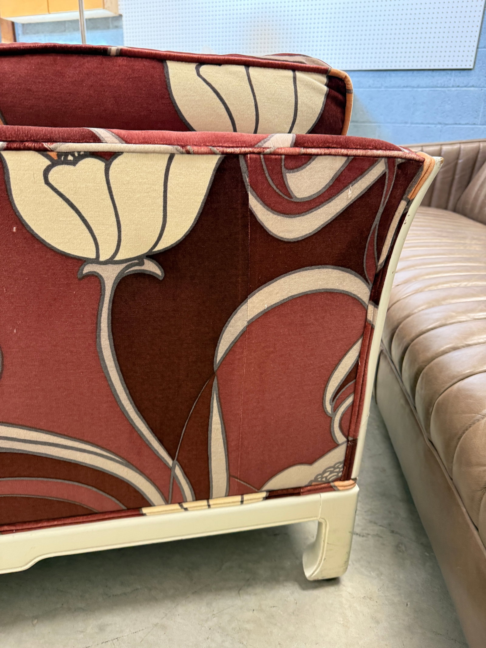 Hollywood Regency Mohair Velvet 60's Loveseat - 16