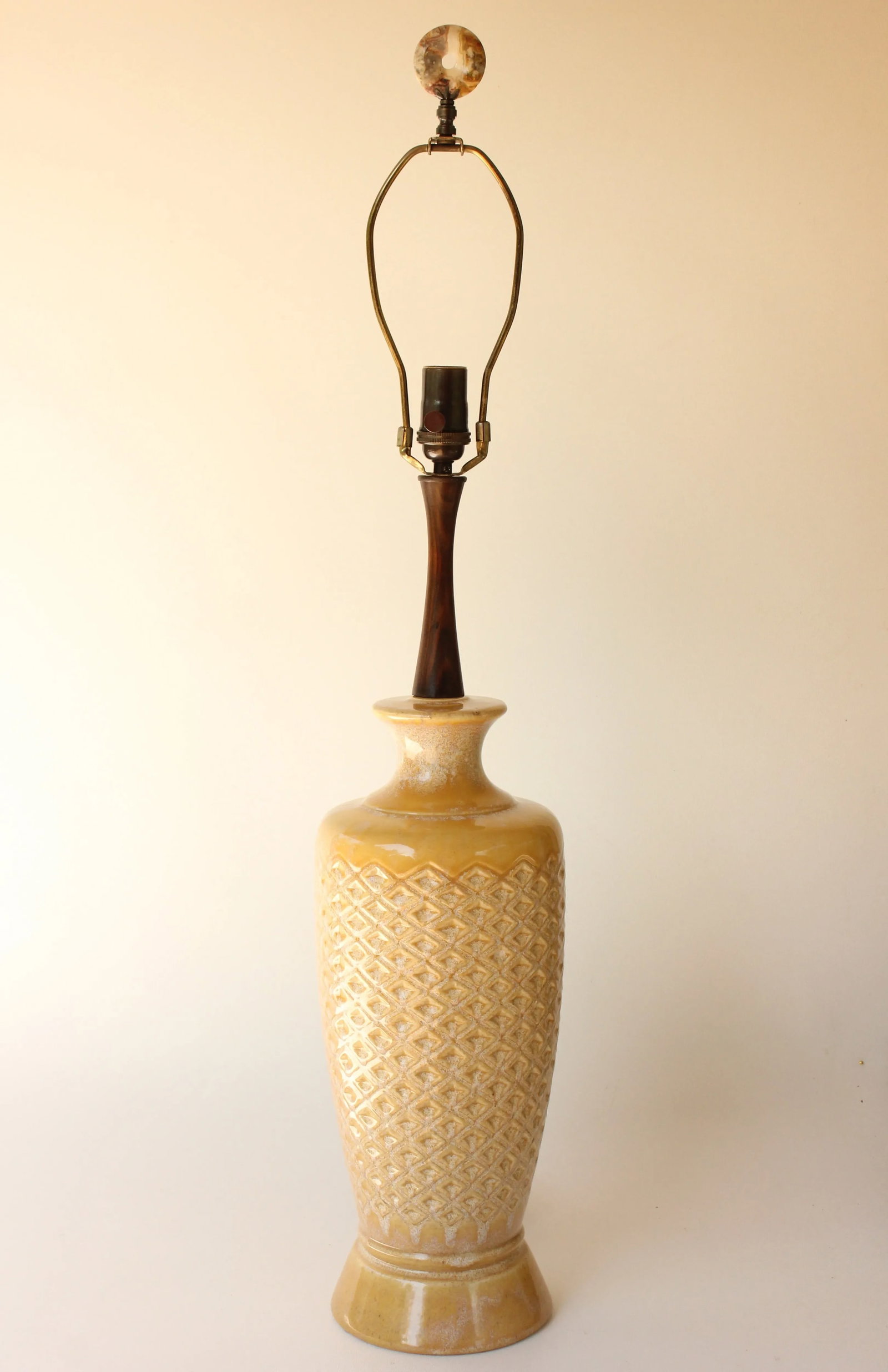 Crosshatch Mid-Century Ceramic Table Lamp With Mottled Glaze - 8