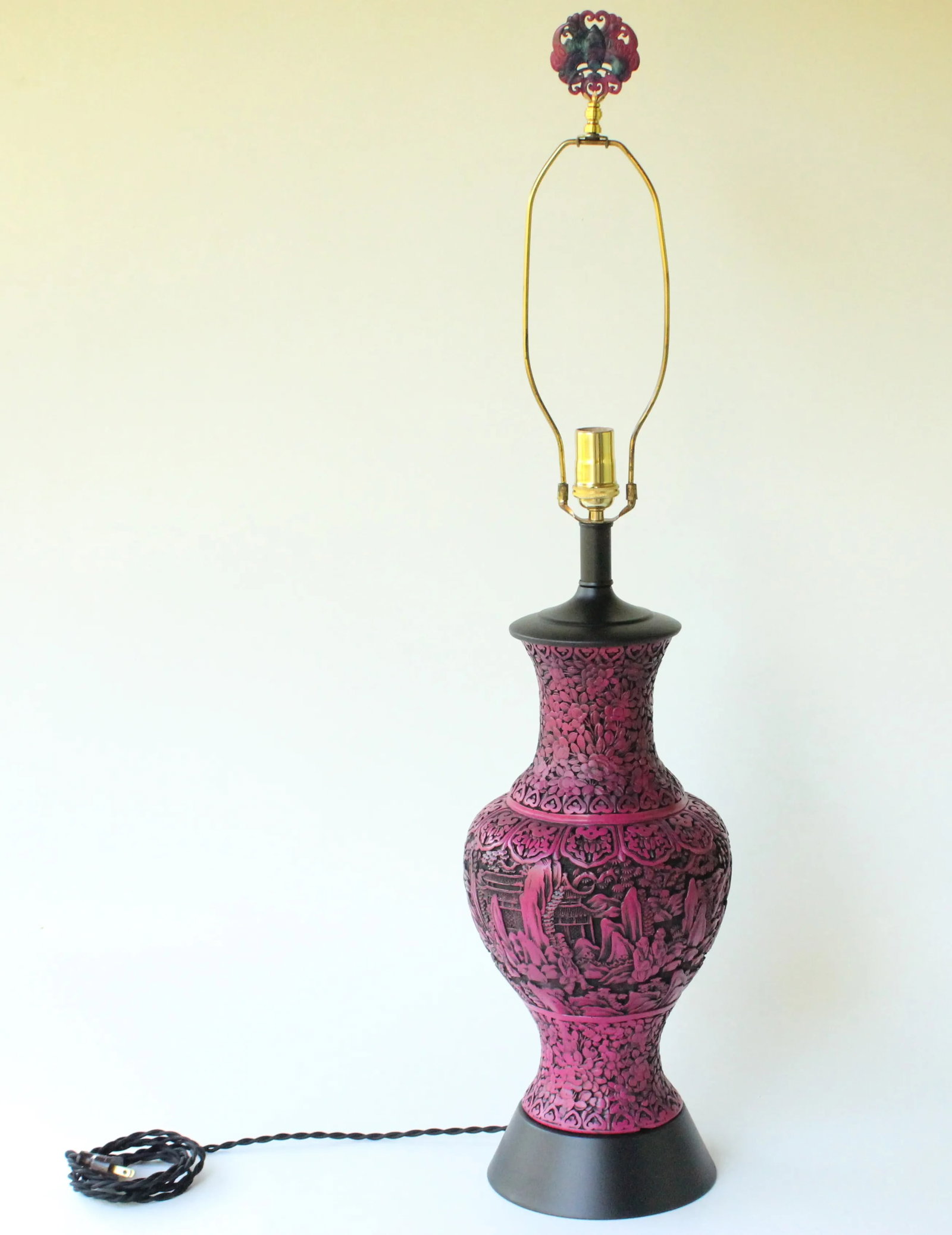 Vintage Cinnabar Style Table Lamp - 3