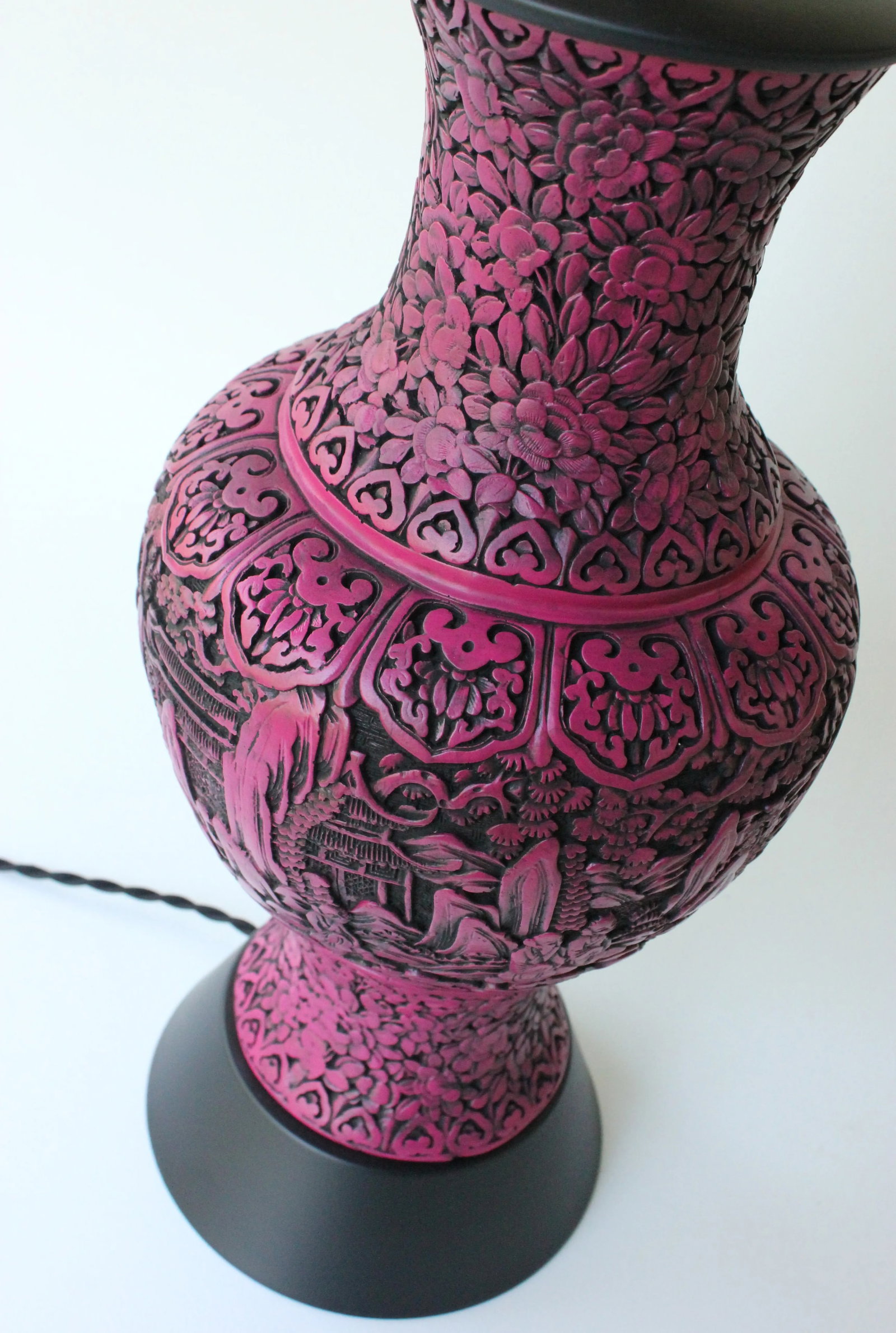 Vintage Cinnabar Style Table Lamp - 6