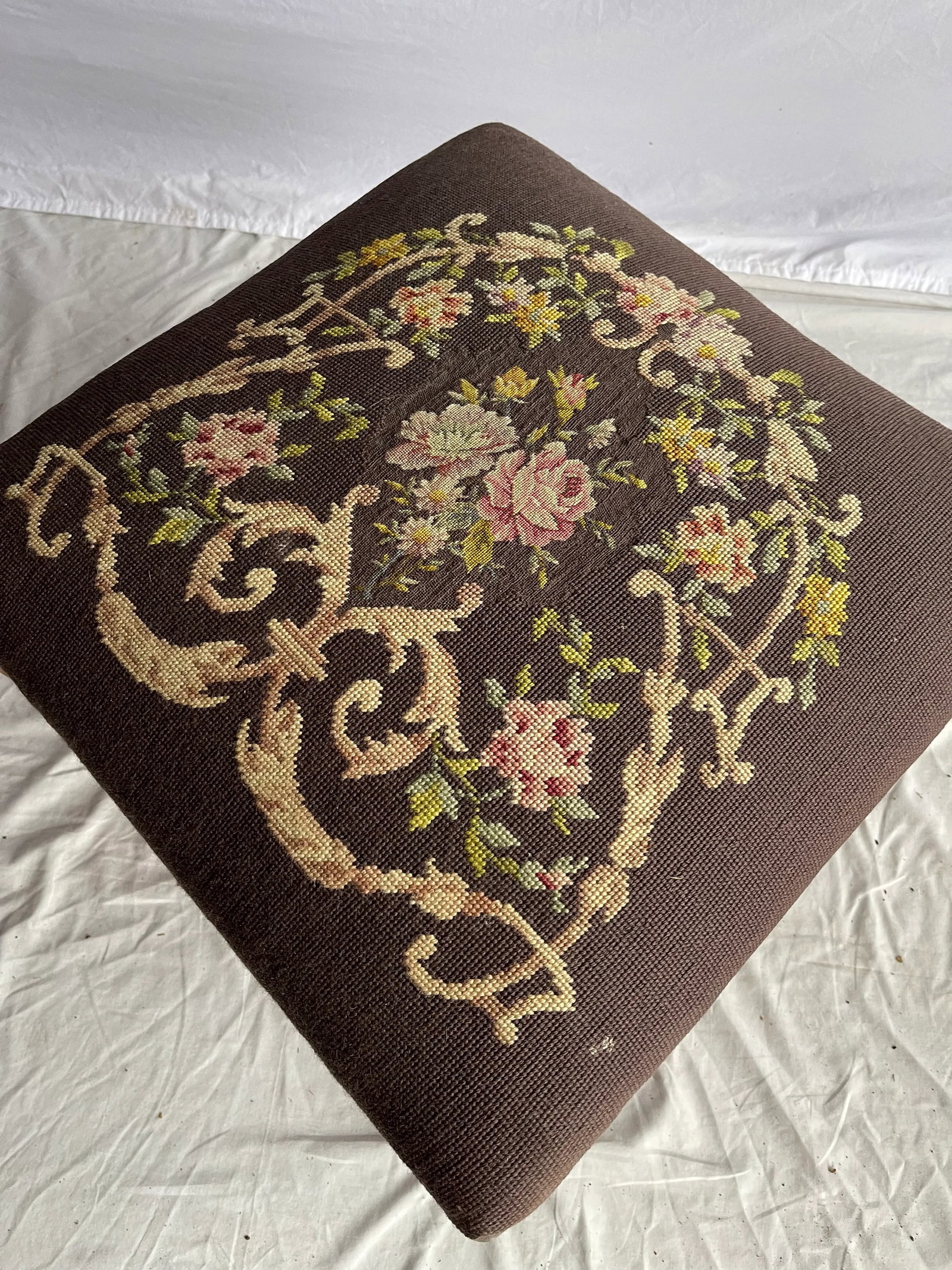 Early 20th Century Victorian Floral Needlepoint Parlor Stool - 10
