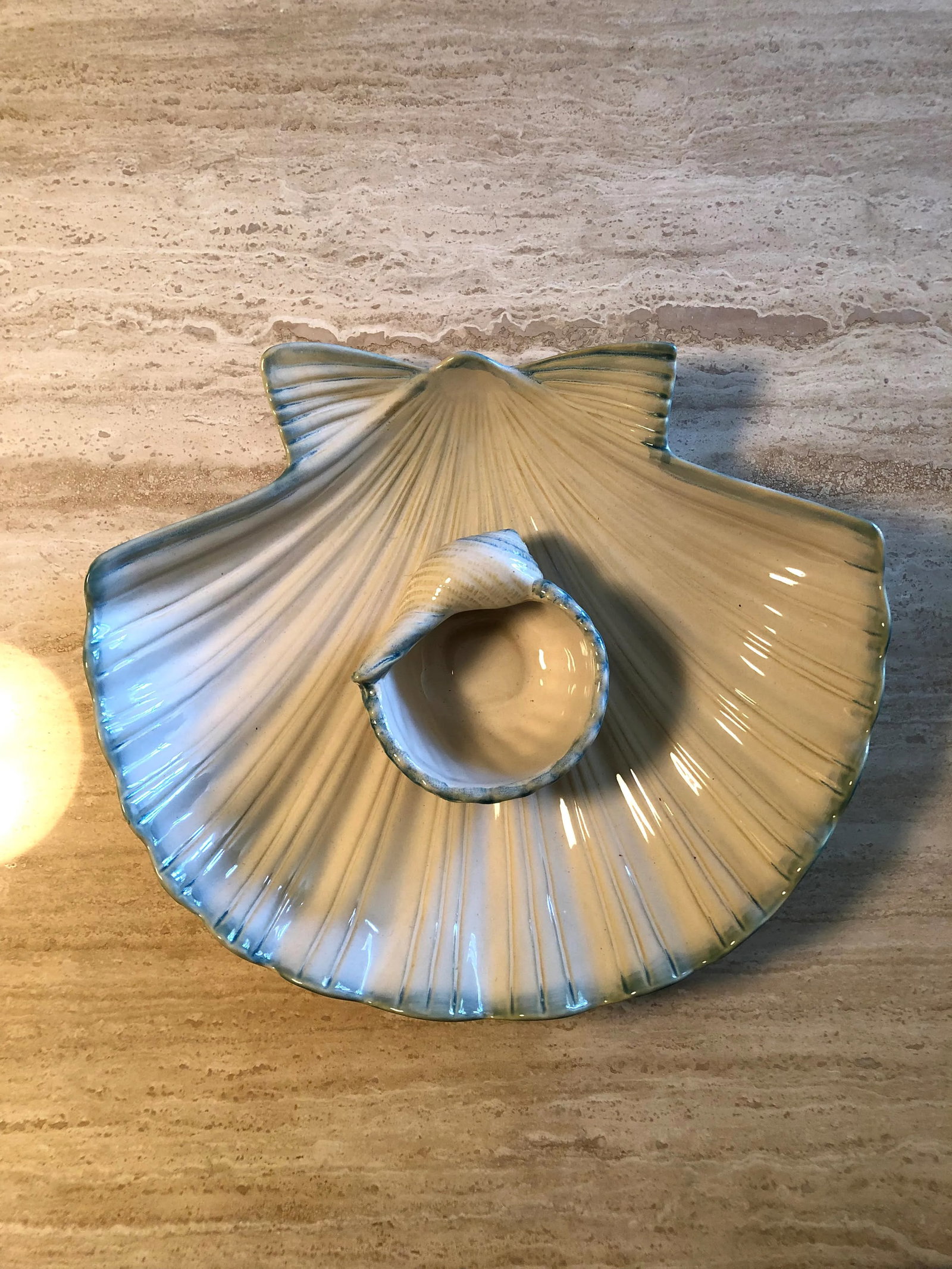Contemporary Ceramic Seashell Chip & Dip Bowl Set- 2 Pieces - 2