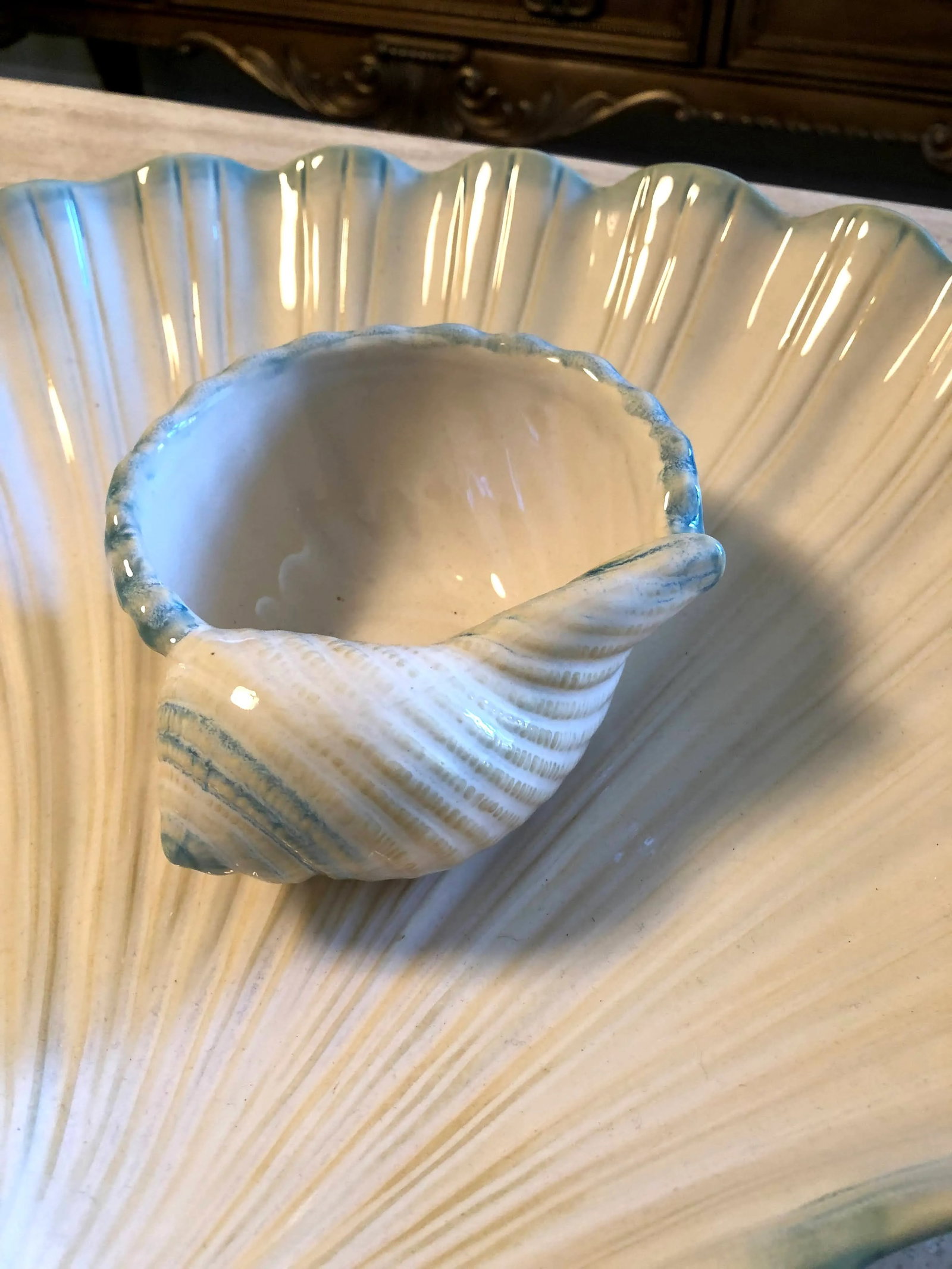 Contemporary Ceramic Seashell Chip & Dip Bowl Set- 2 Pieces - 5