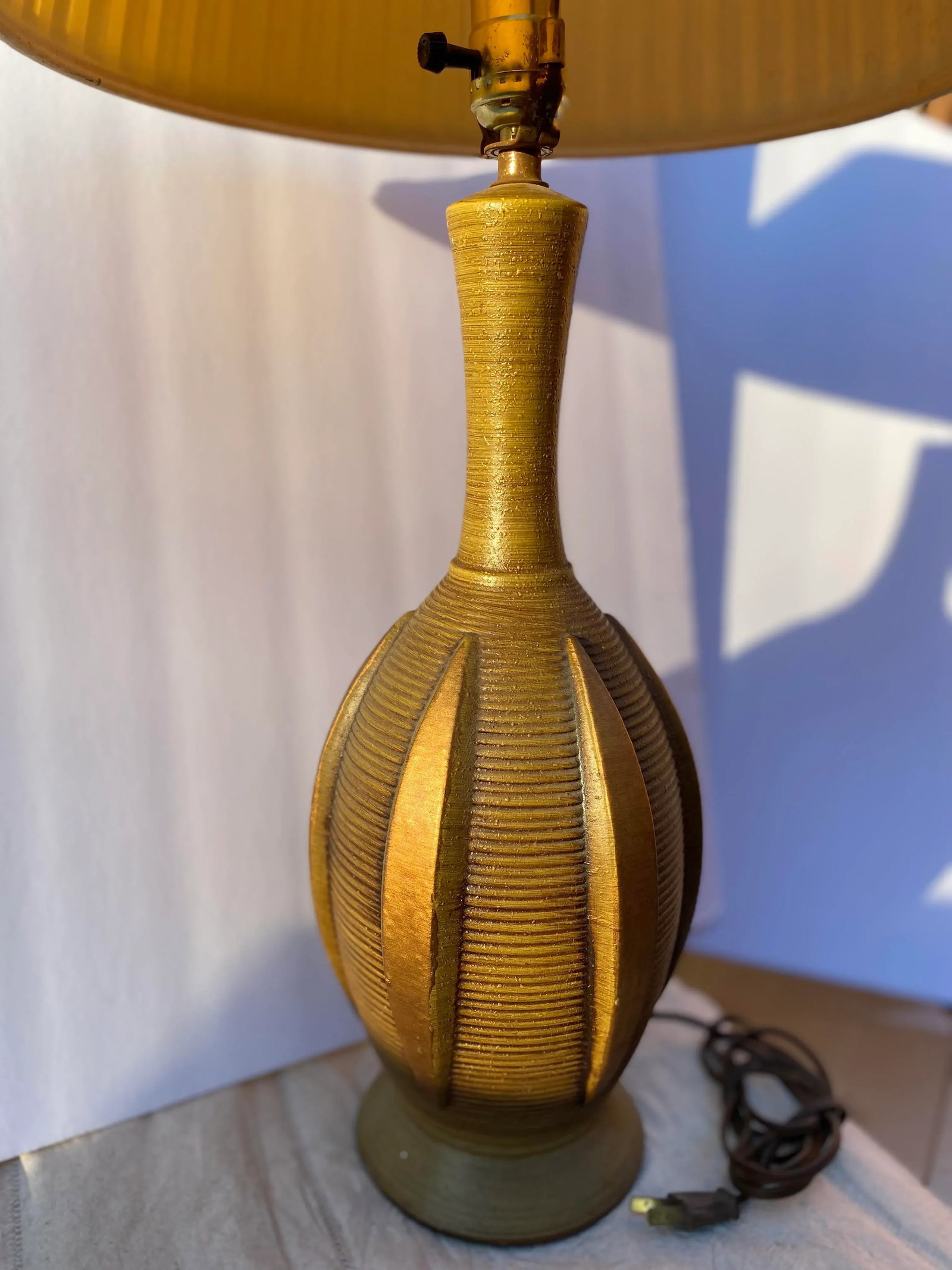 Mid-Century Modern Textured Pottery Lamp - 9