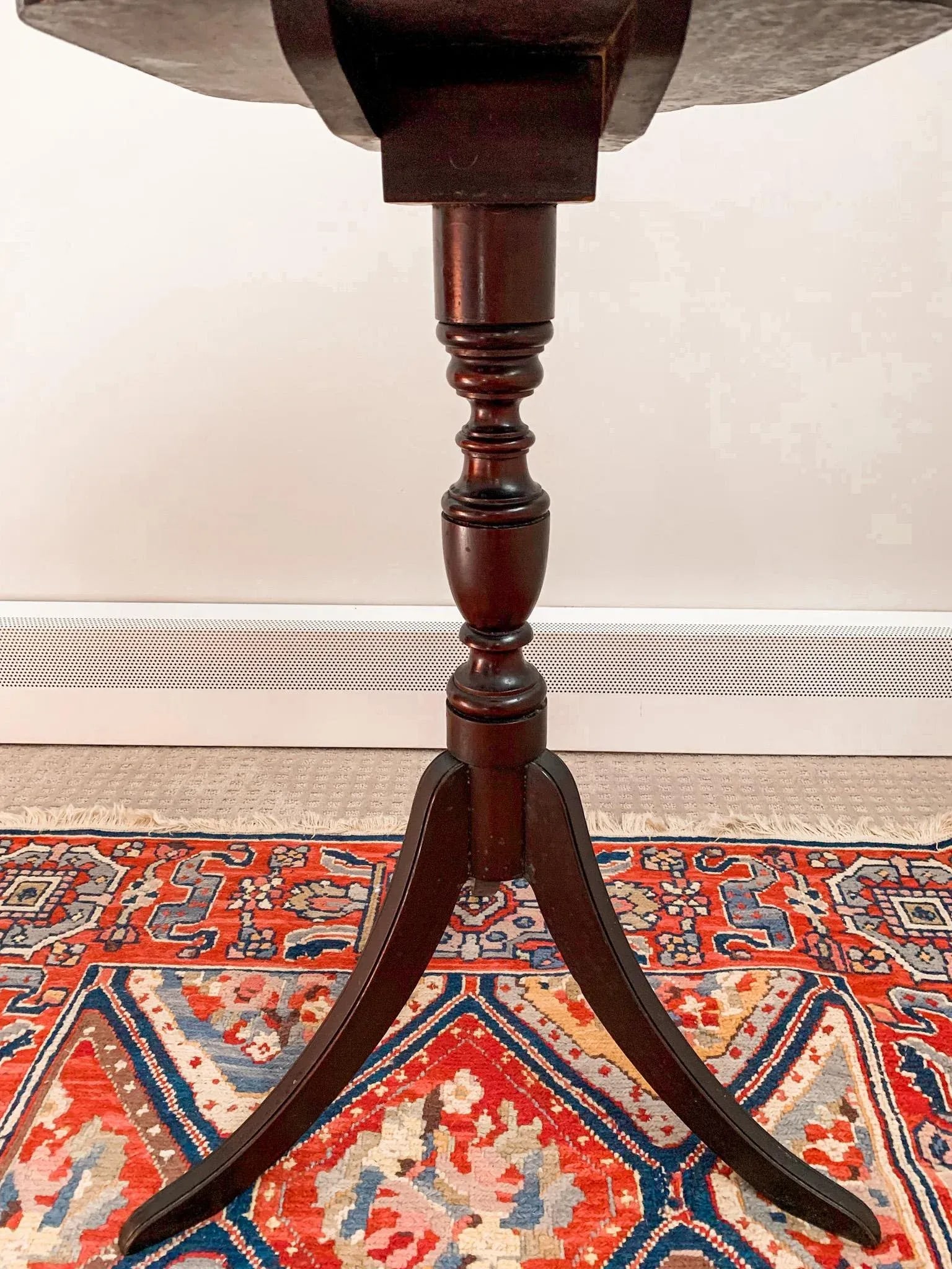 Antique Early 1800s British Neoclassical Mahogany Tilt-Top Stand - 4