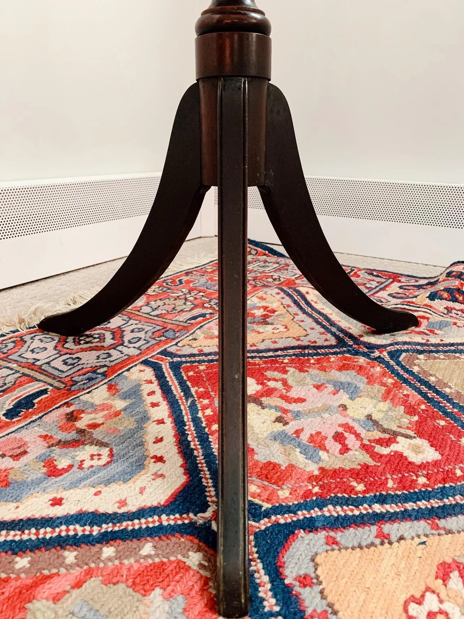 Antique Early 1800s British Neoclassical Mahogany Tilt-Top Stand - 6
