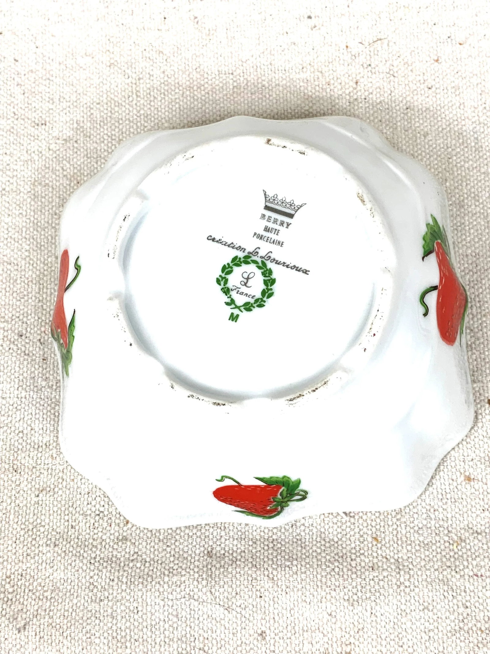 Vintage French Strawberry Bowl - 7