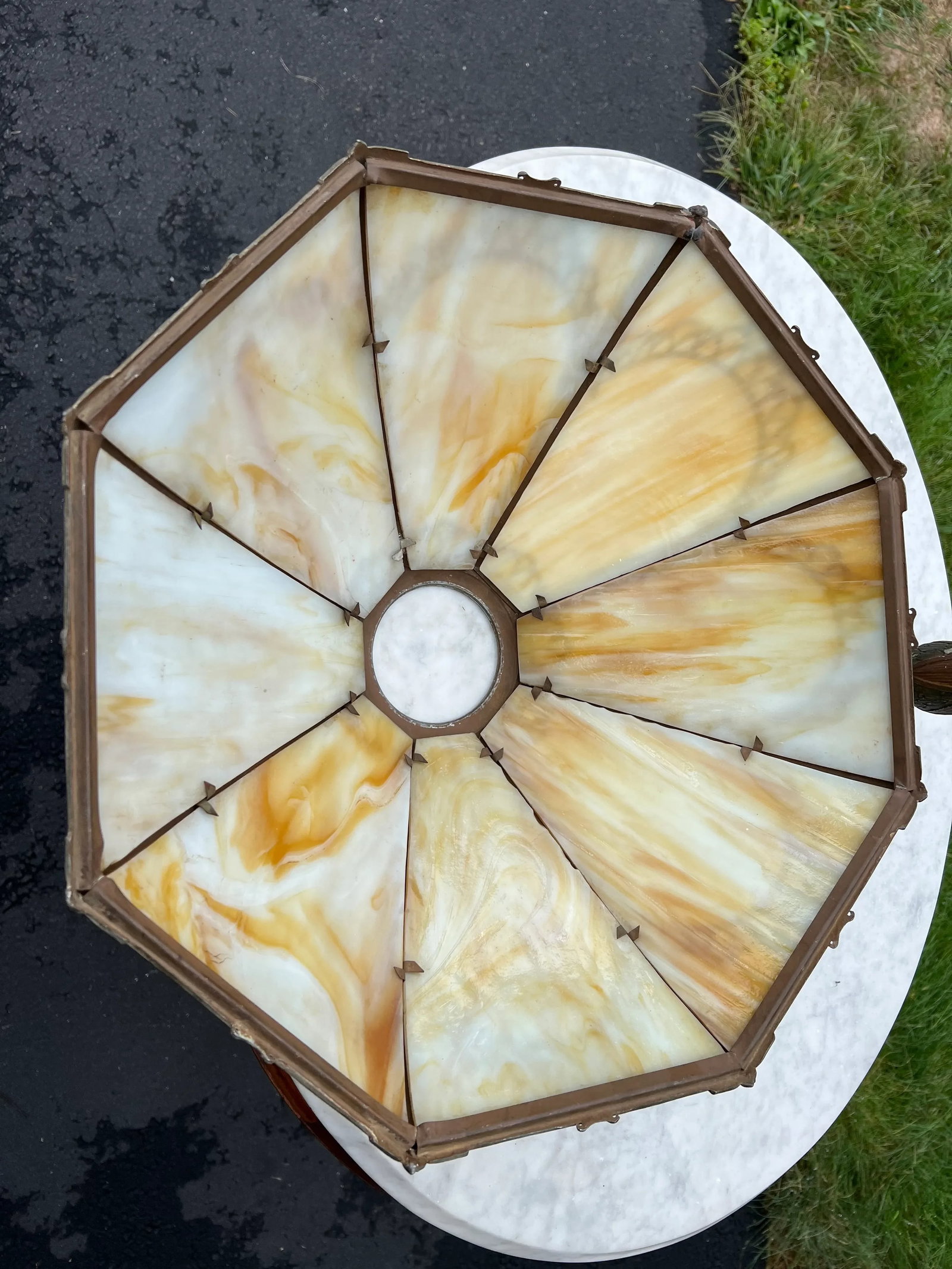 1920s Art Nouveau Caramel Slag Glass Lamp - 9