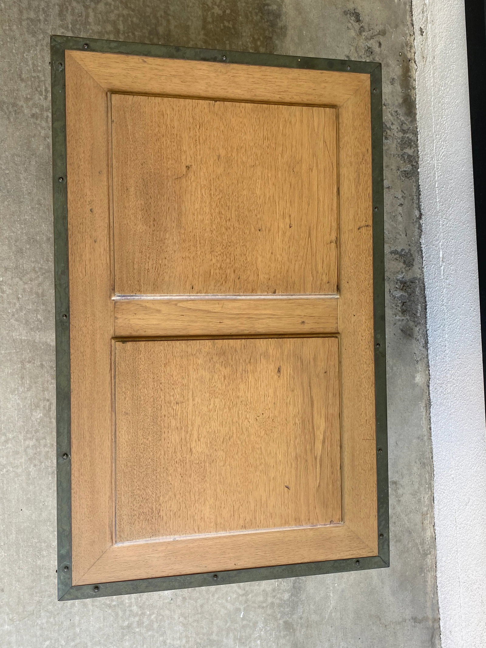 Mid 20th Century Wood and Brass Trunk - 4