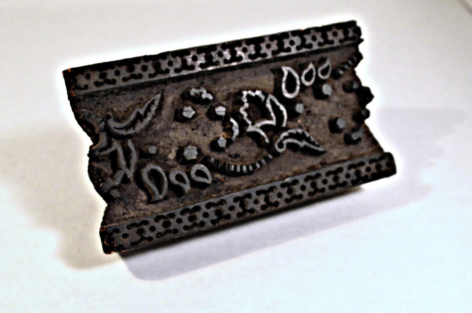 Old Indonesian Wooden Printing Block With Handle - 2