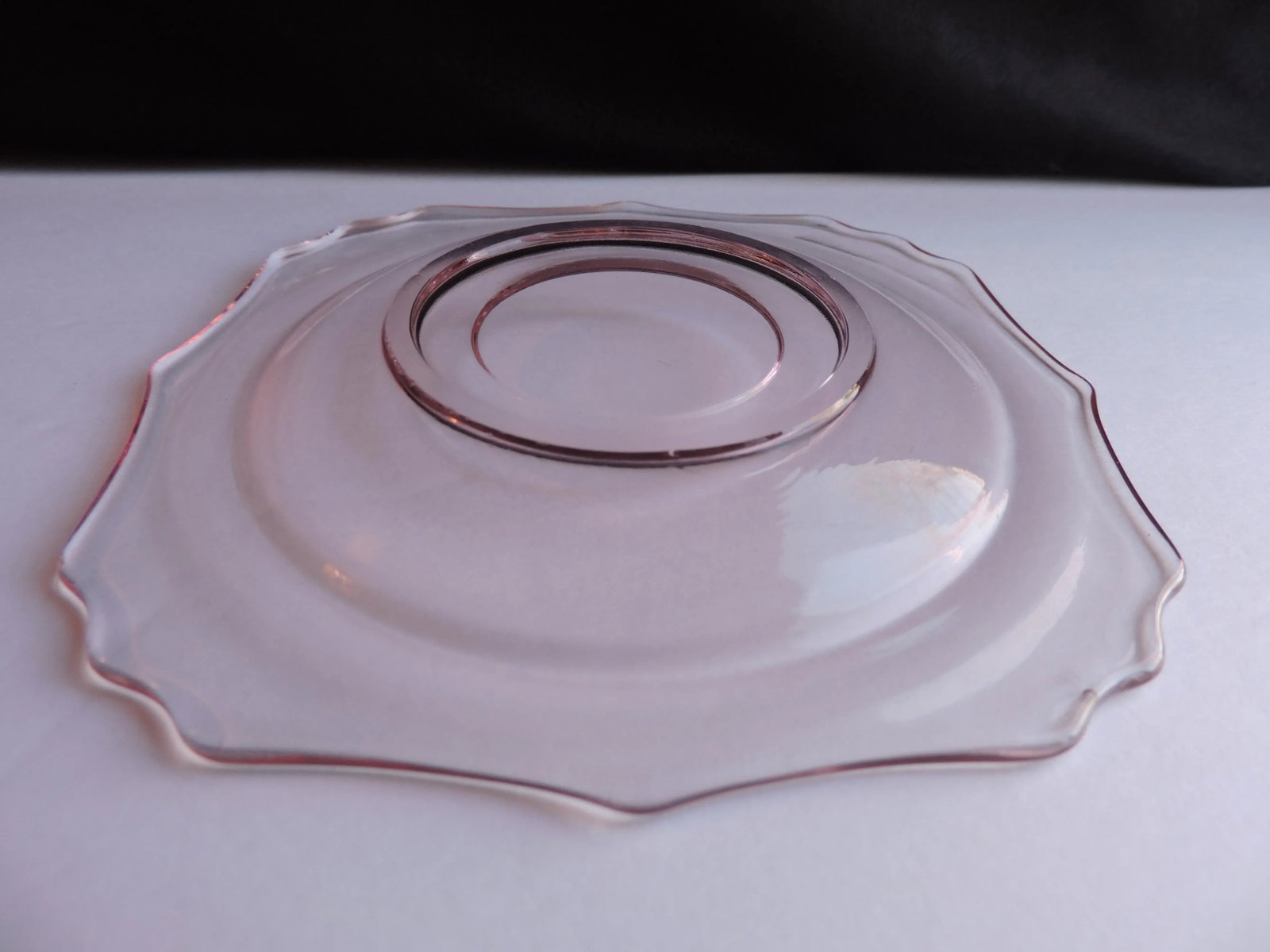 Circa 1924 Diamond Glassware Empress Variant Teacup Set 4 Pieces - 10