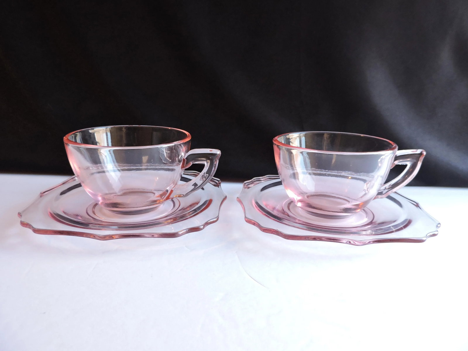 Circa 1924 Diamond Glassware Empress Variant Teacup Set 4 Pieces - 2