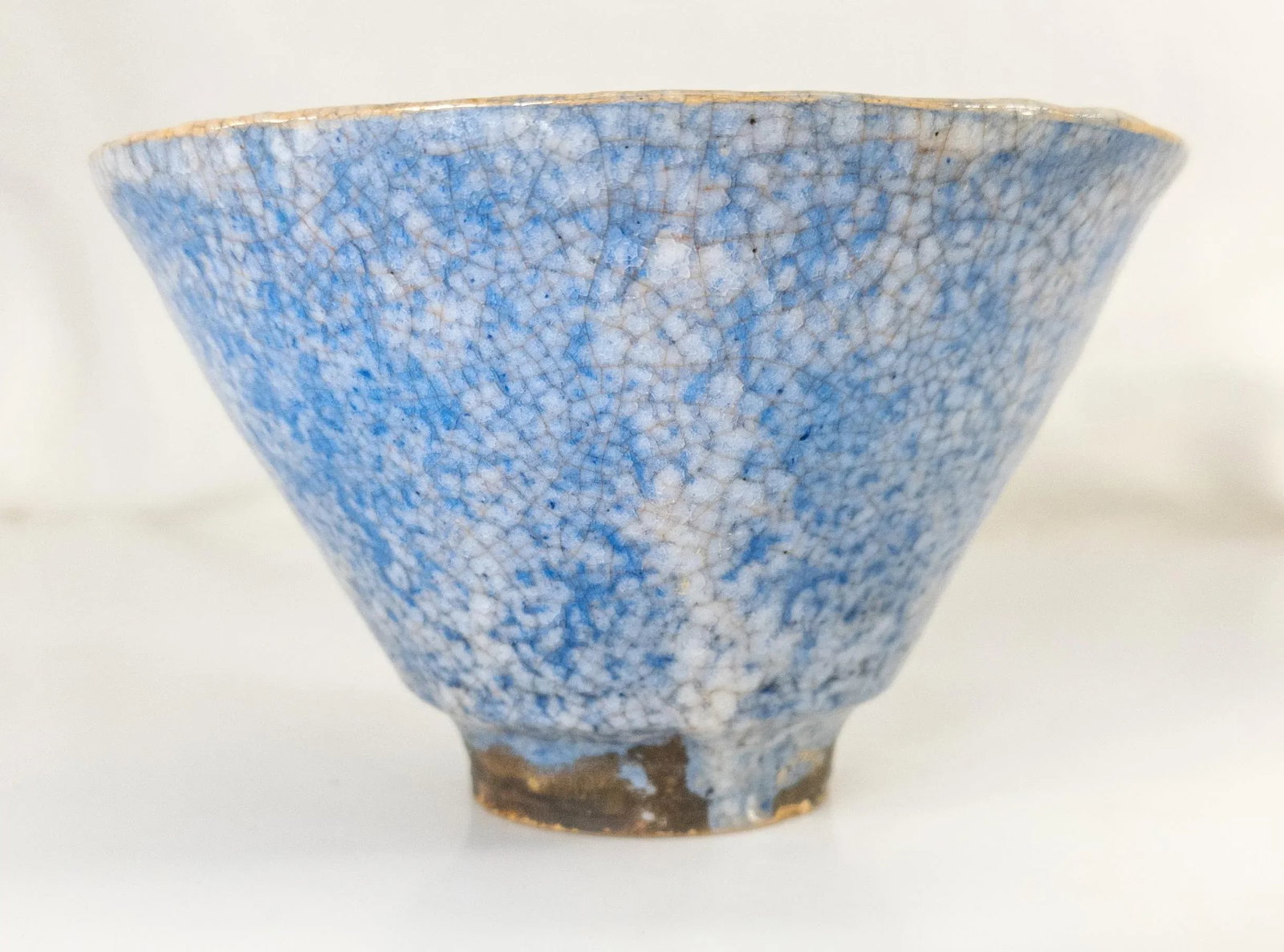 Mid-Century Modern Art Pottery Blue Crackle Bowl, Signed - 4