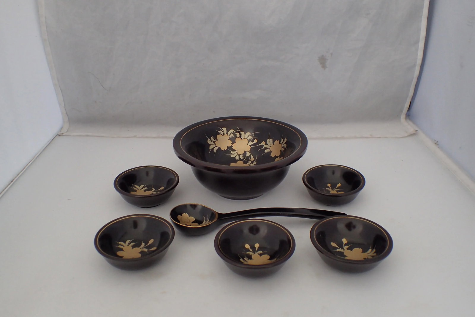 Asian Laquered Condiment Bowls - Set of 7 - 3