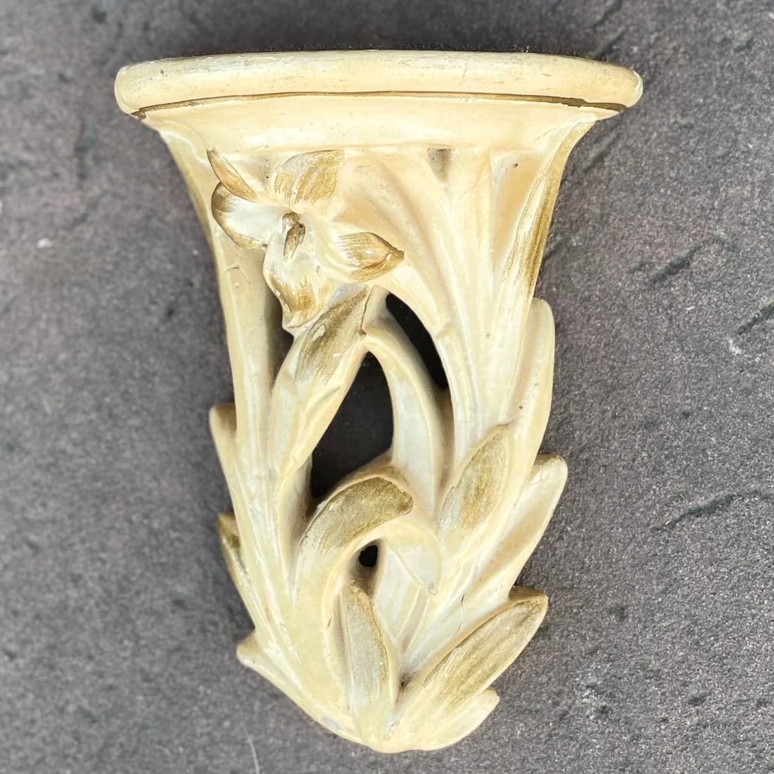 Vintage Early Chalkware Wall Hanging Shelf With Iris/Lily Motif - 11
